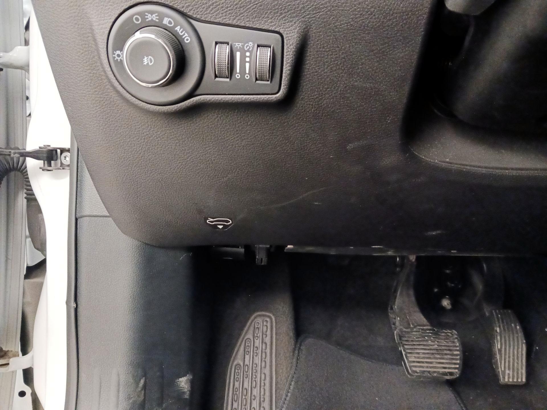 Thumbnail: 2025 Jeep Compass - 13