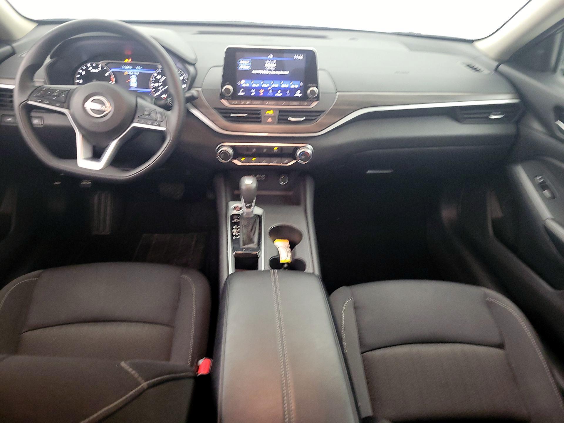 Thumbnail: 2025 Nissan Altima - 9