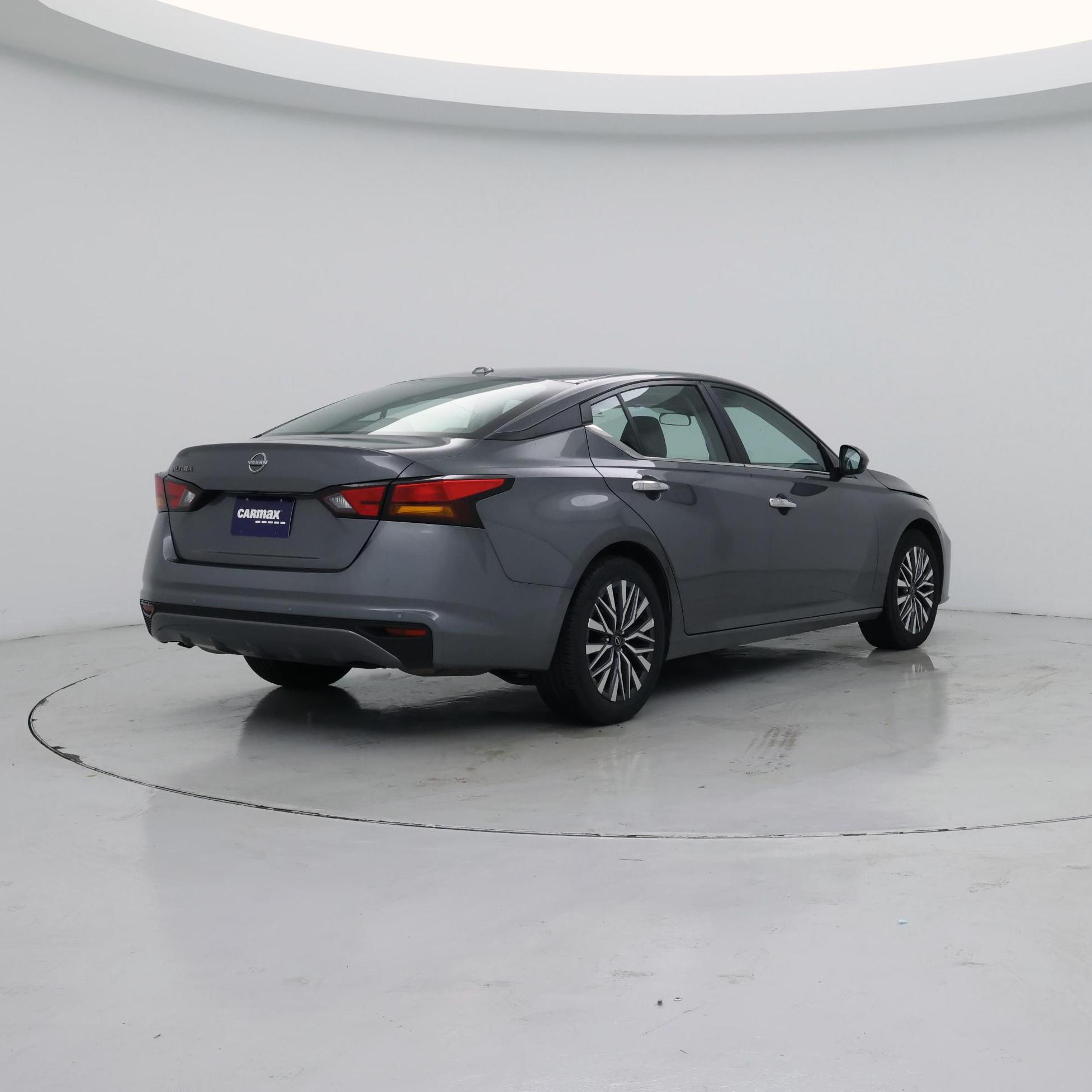 Thumbnail: 2025 Nissan Altima - 8