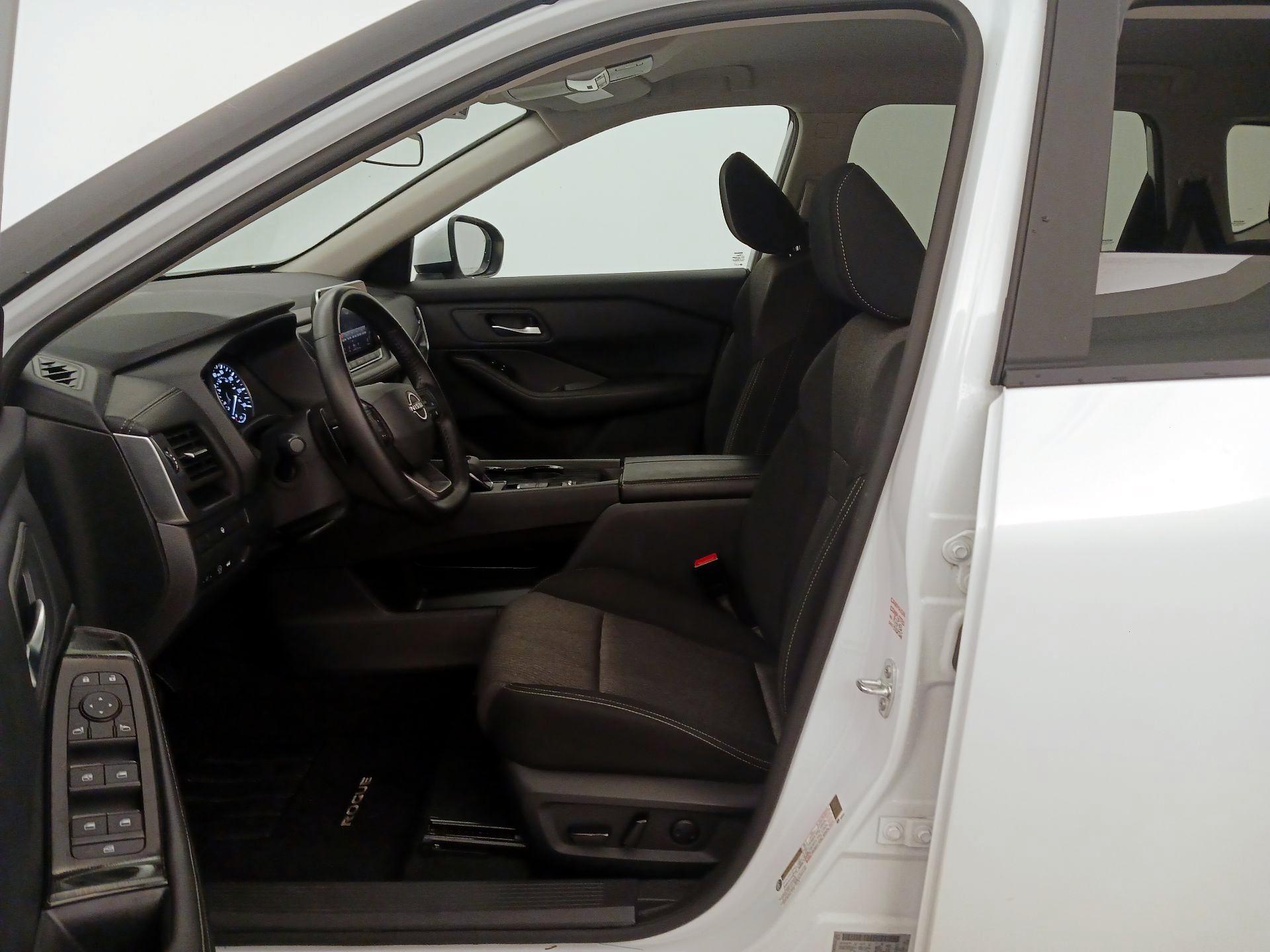 Thumbnail: 2025 Nissan Rogue - 11