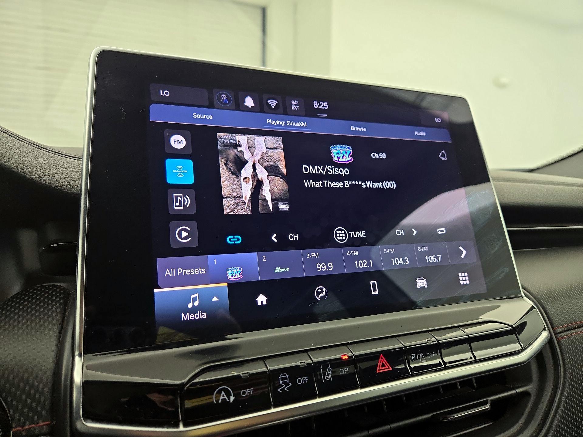 Thumbnail: 2025 Jeep Compass - 15