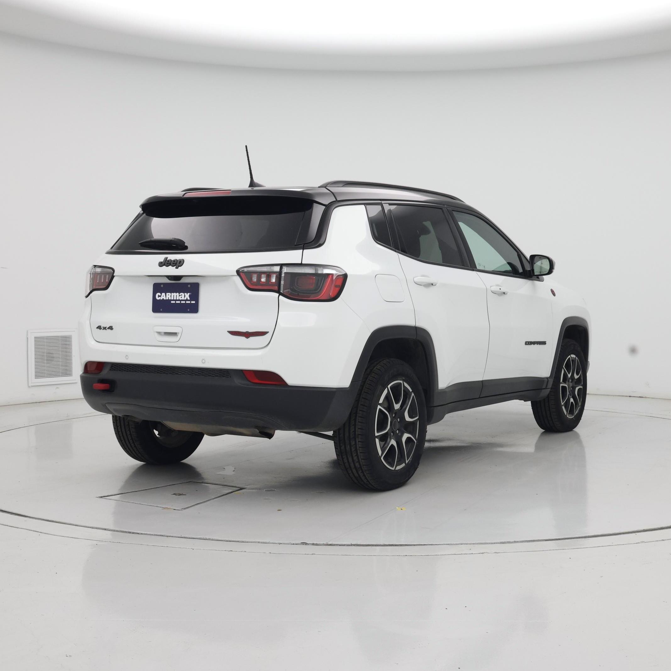Thumbnail: 2025 Jeep Compass - 8