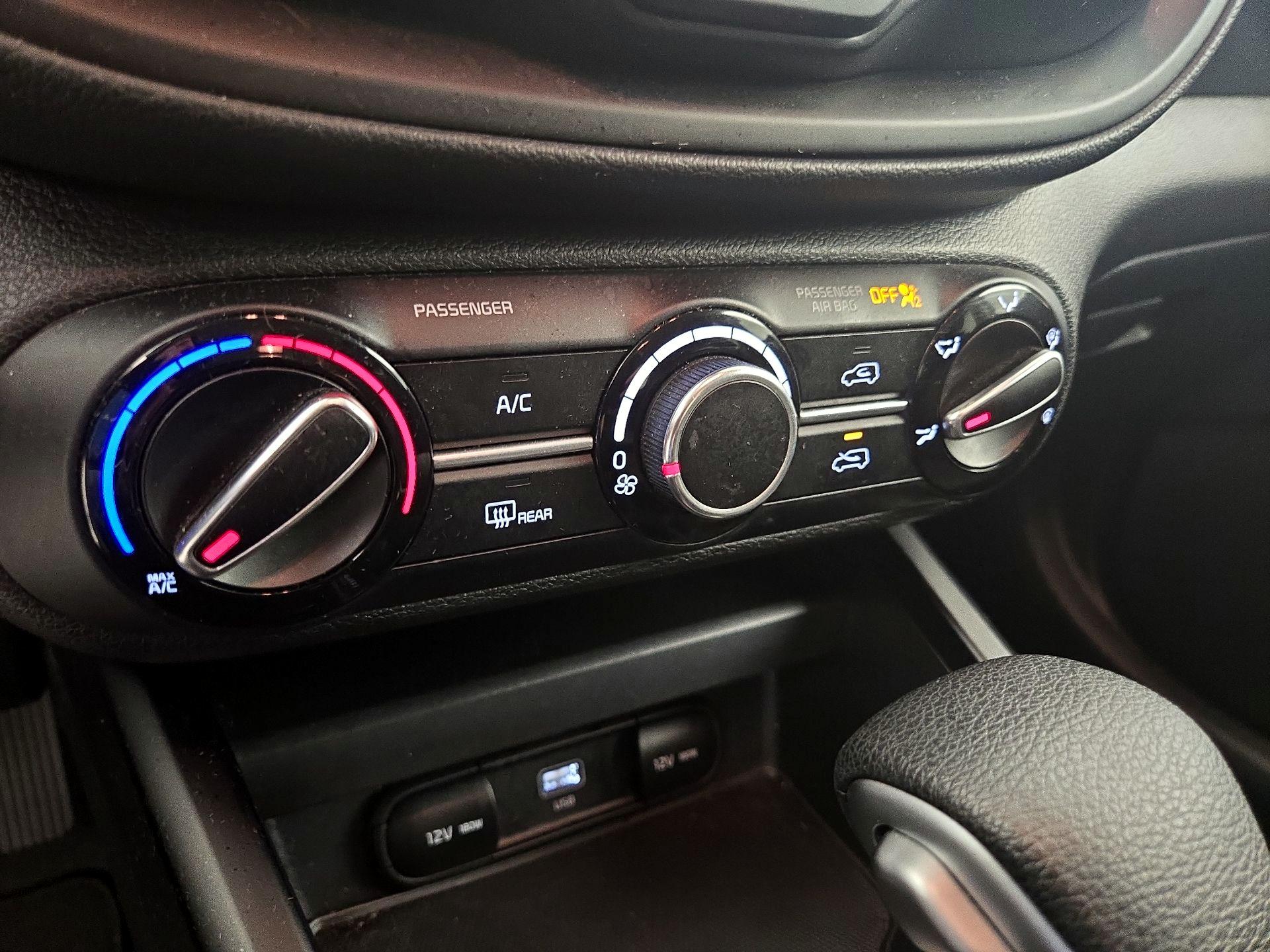 Thumbnail: 2025 Kia Soul - 16