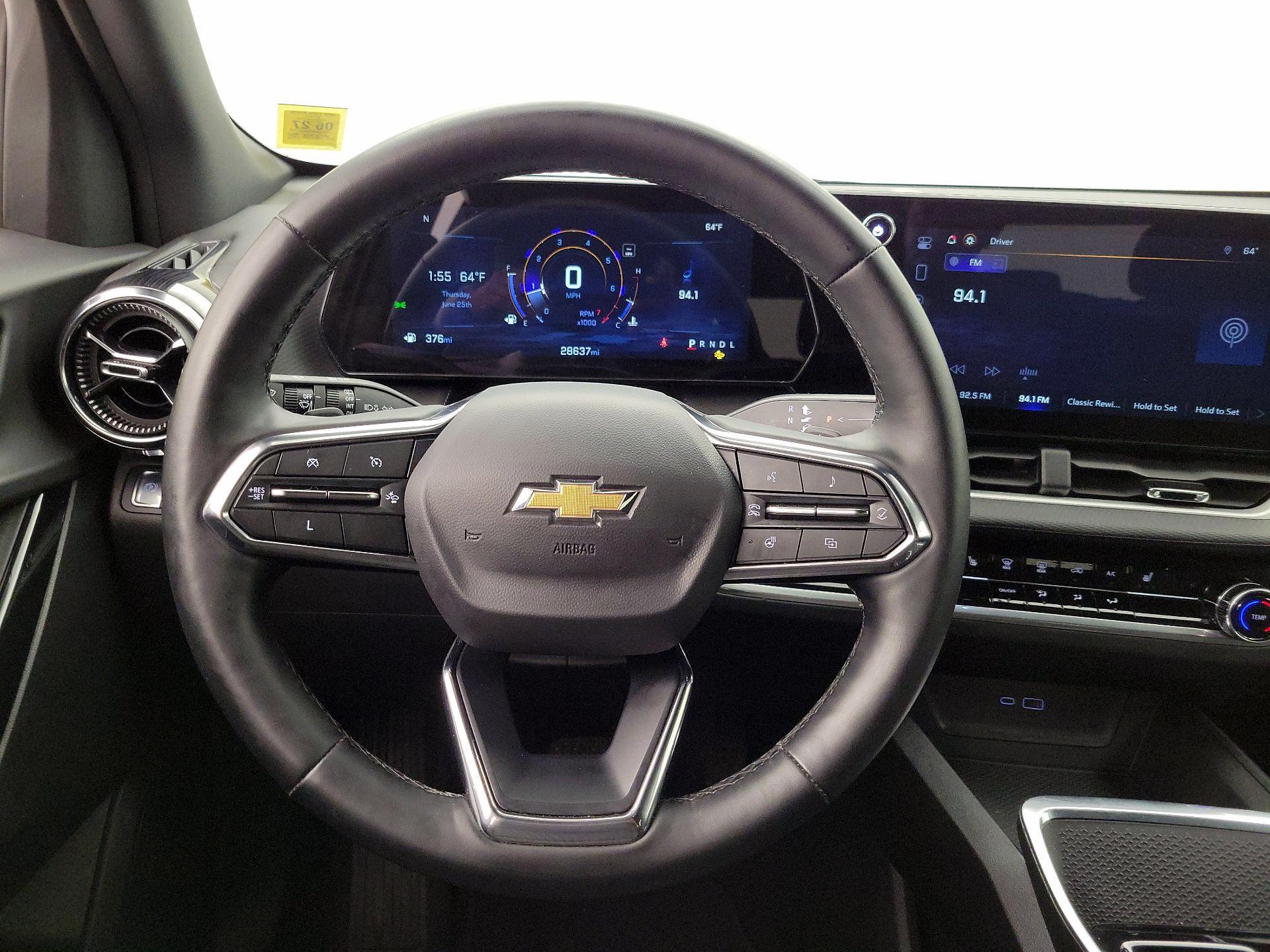 Thumbnail: 2025 Chevrolet Equinox - 10