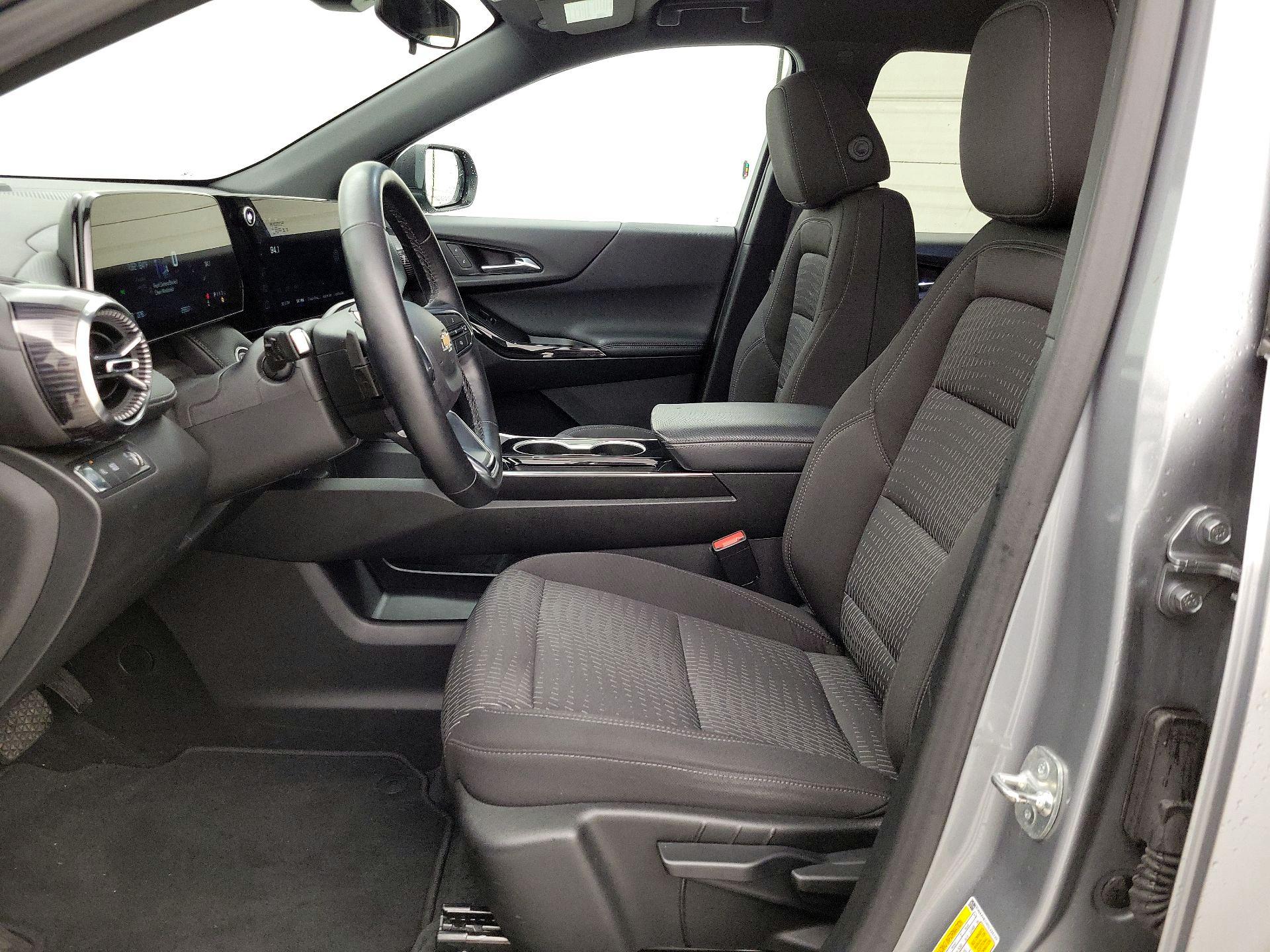 Thumbnail: 2025 Chevrolet Equinox - 11