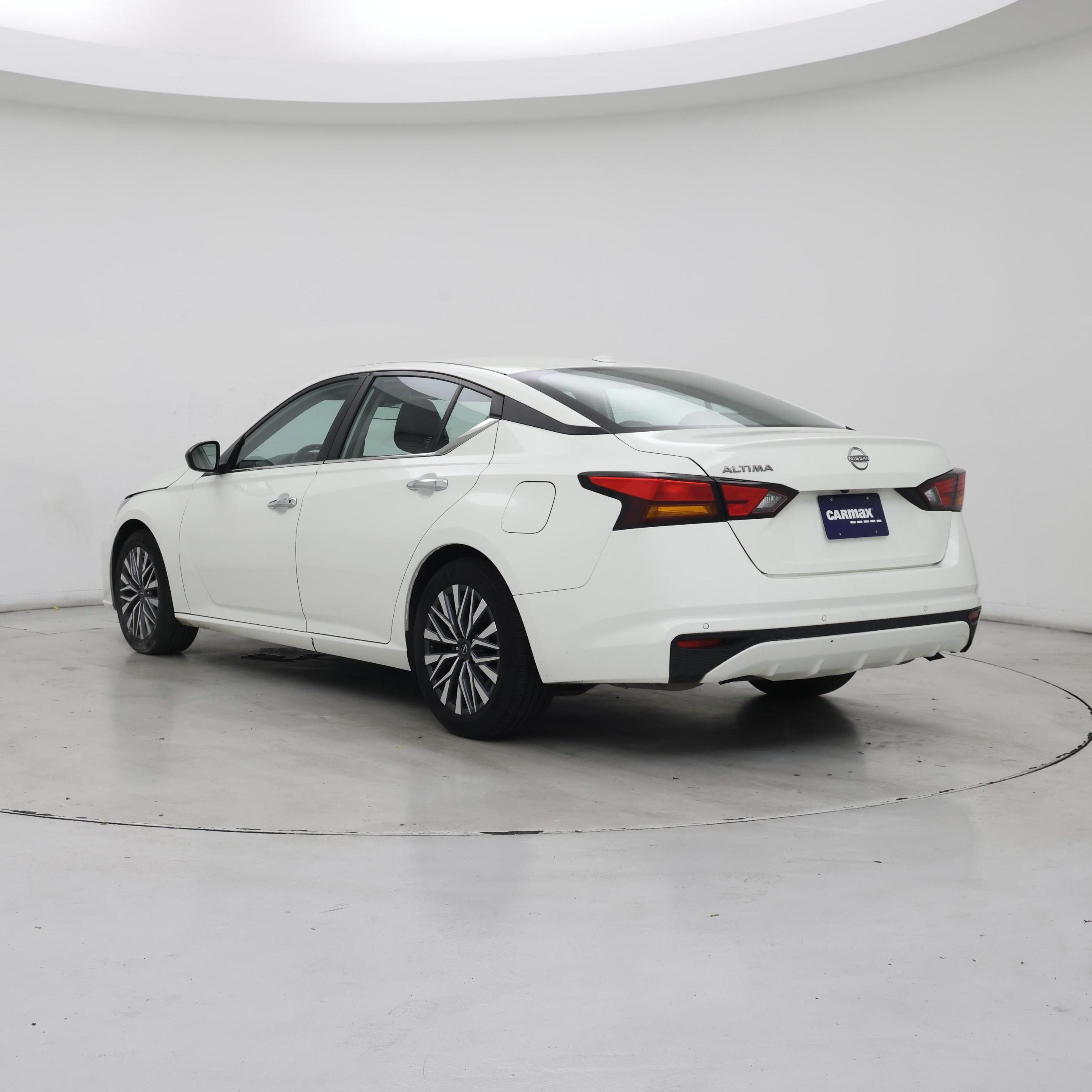 Thumbnail: 2025 Nissan Altima - 2
