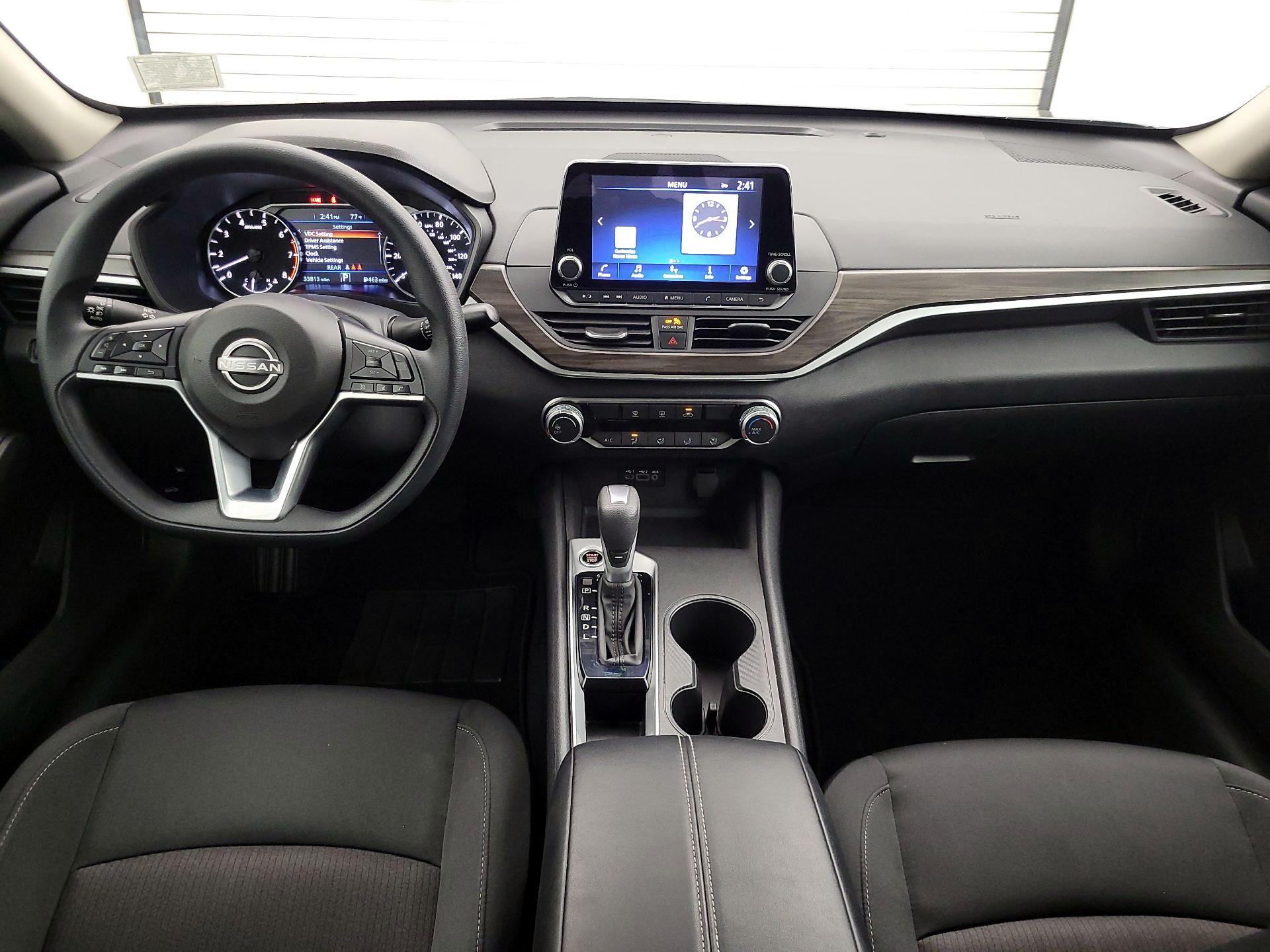 Thumbnail: 2025 Nissan Altima - 9