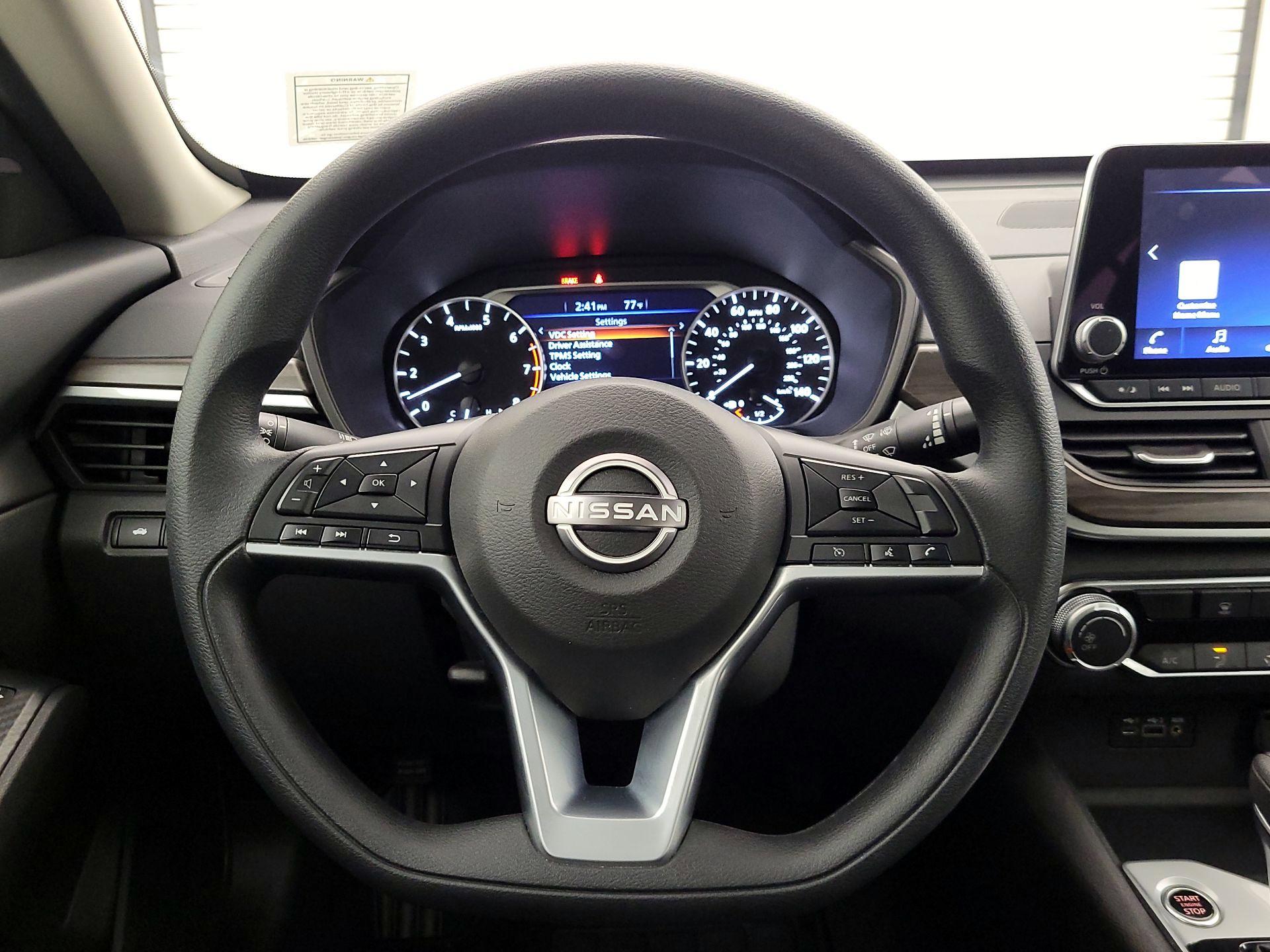 Thumbnail: 2025 Nissan Altima - 10