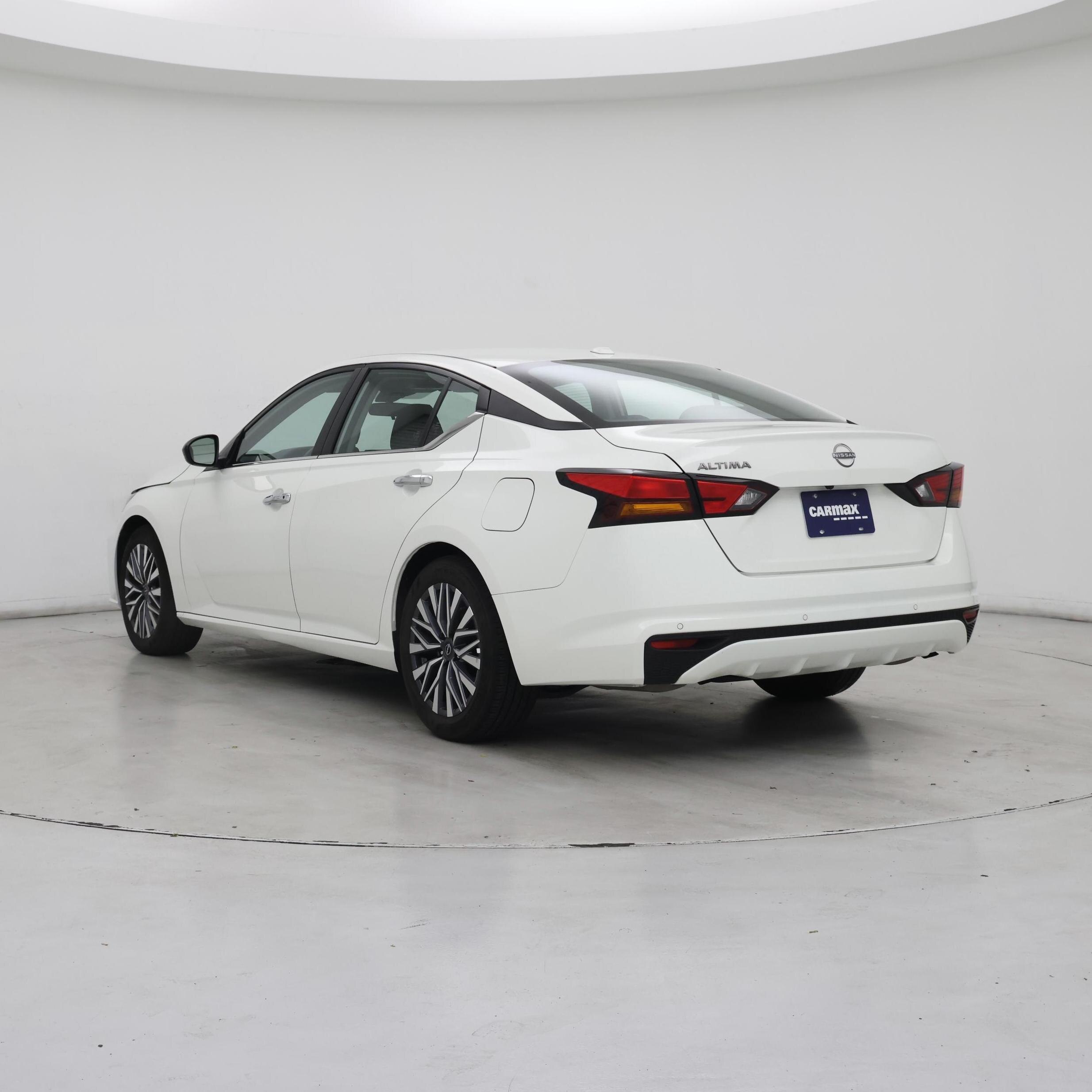 Thumbnail: 2025 Nissan Altima - 2