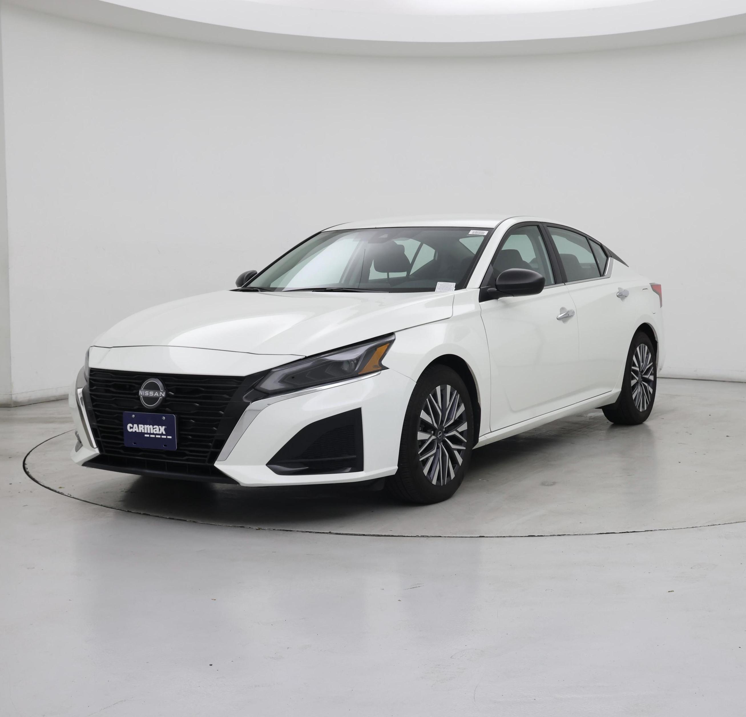 Thumbnail: 2025 Nissan Altima - 4