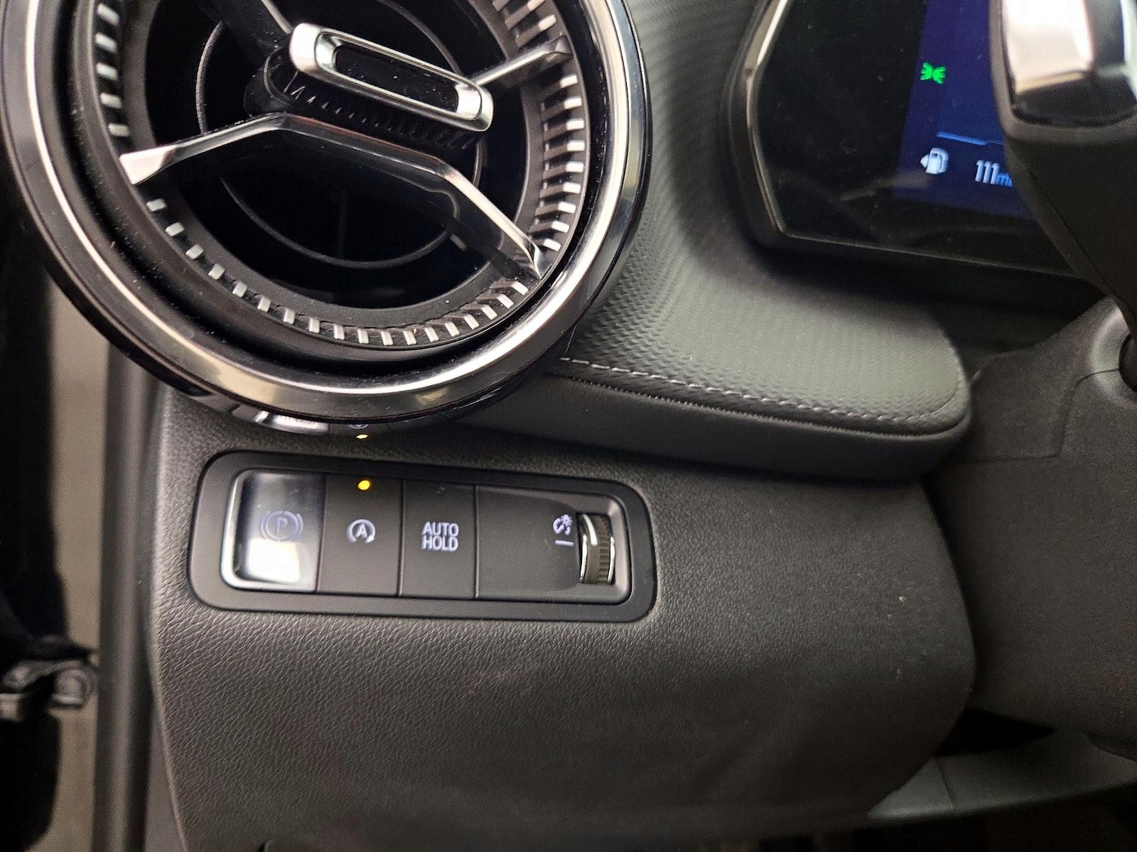 2025 Chevrolet Equinox LT - Photo 14