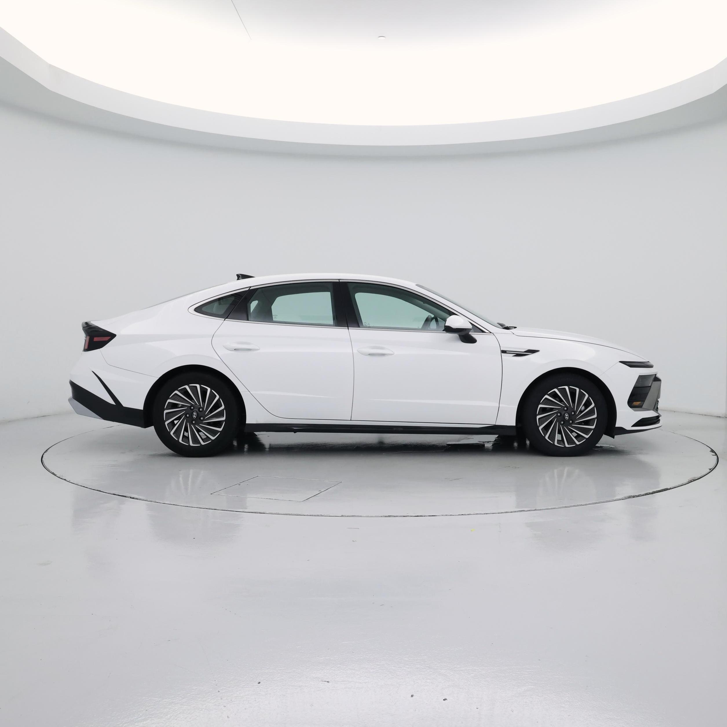 Thumbnail: 2025 Hyundai Sonata - 7