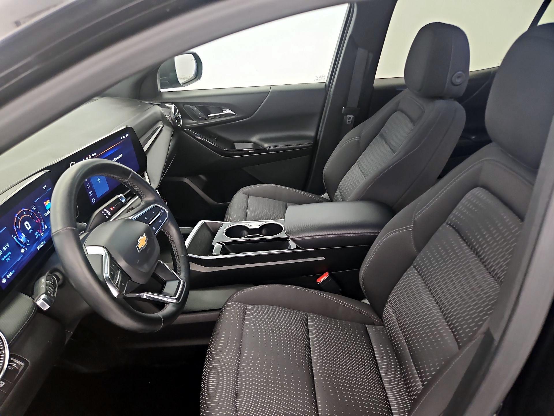 Thumbnail: 2025 Chevrolet Equinox - 11
