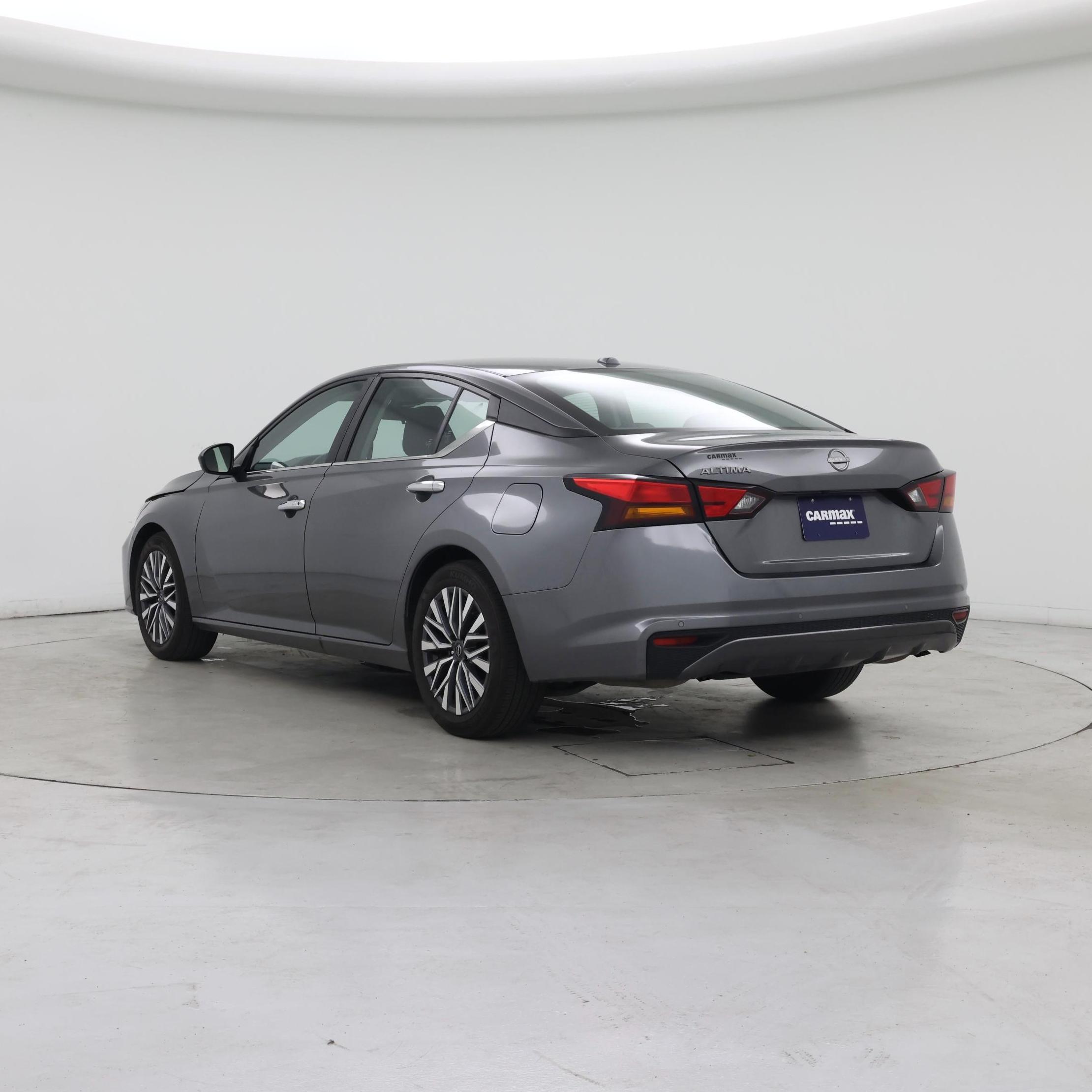 Thumbnail: 2025 Nissan Altima - 2