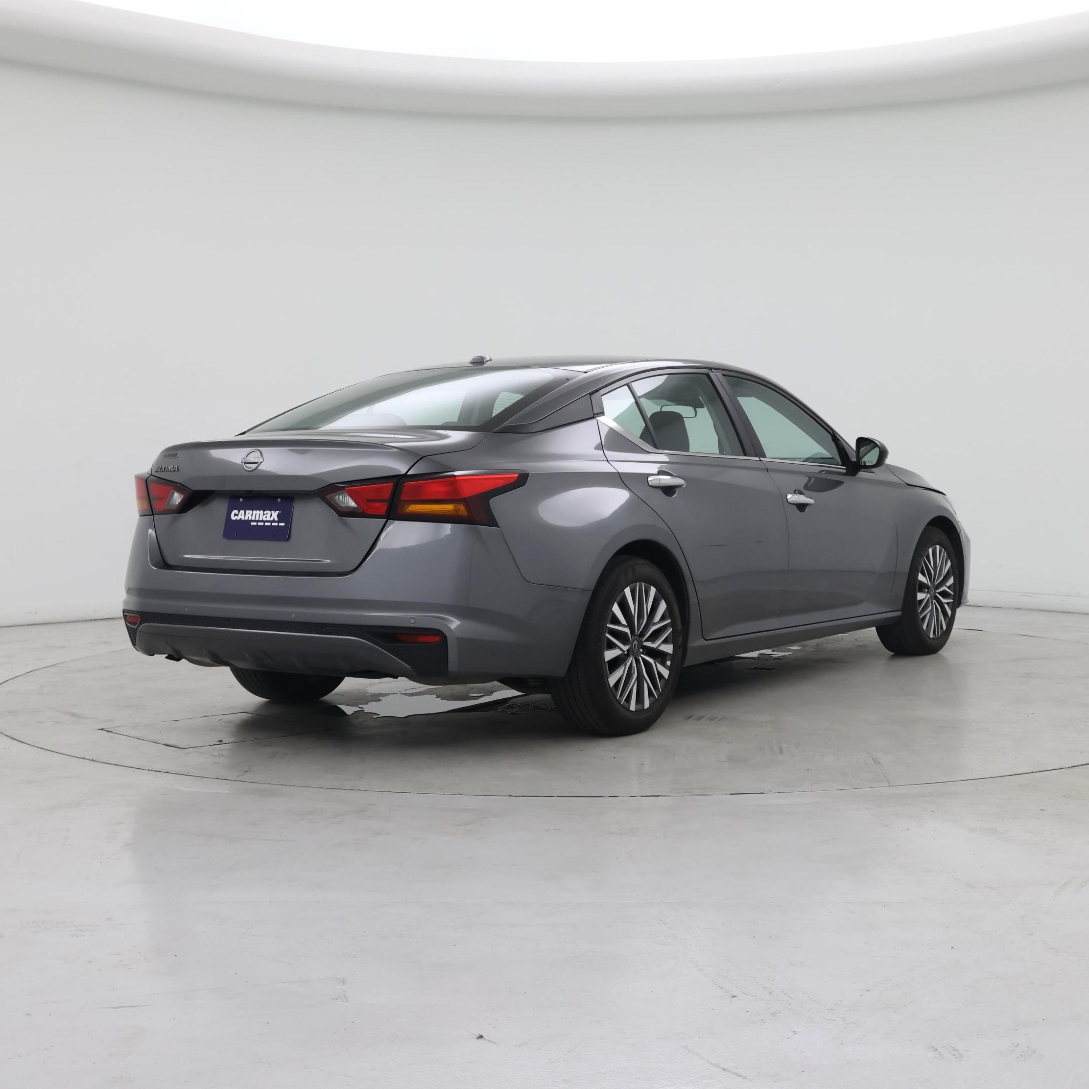Thumbnail: 2025 Nissan Altima - 8