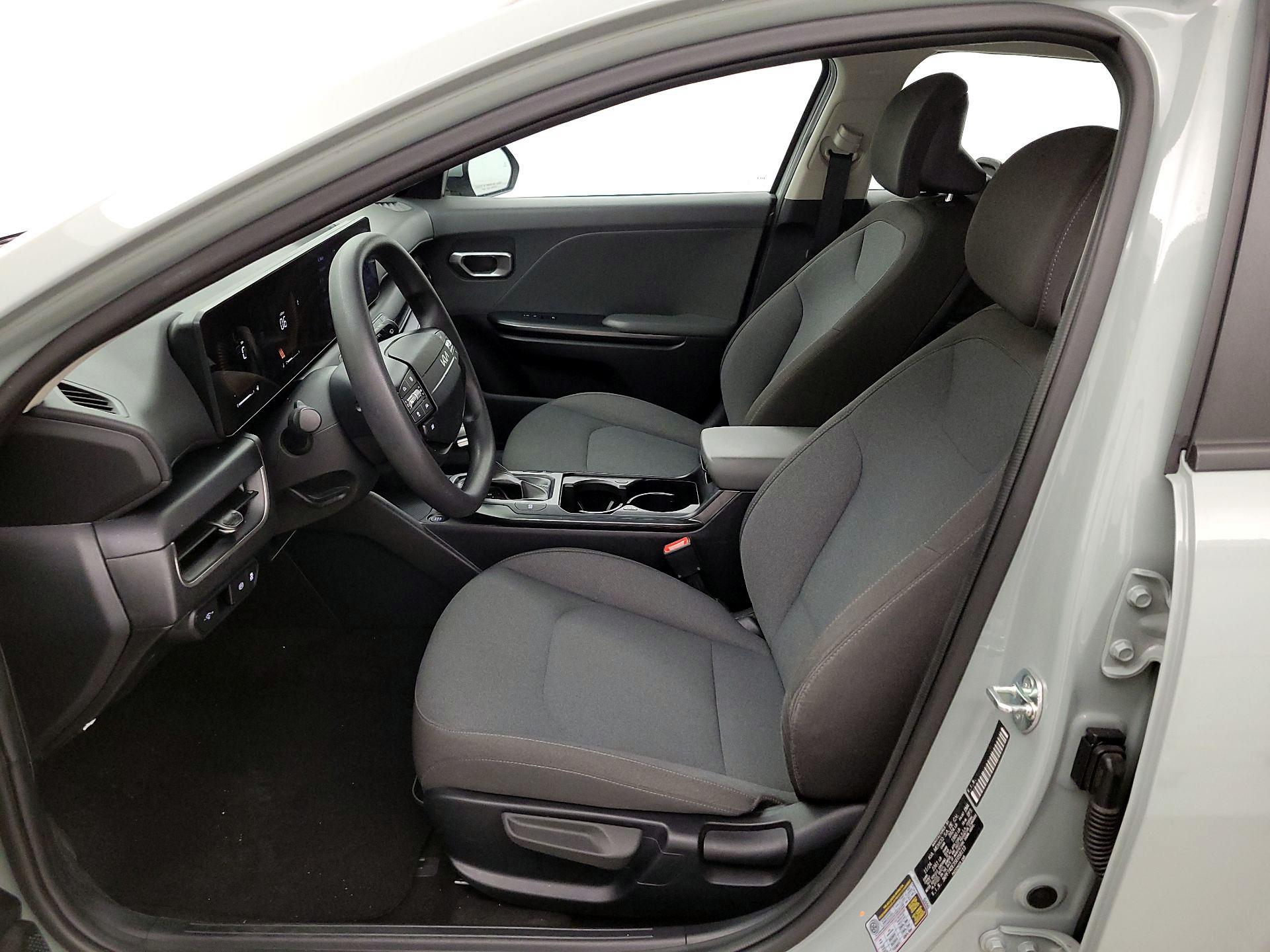 Thumbnail: 2025 Kia K4 - 11