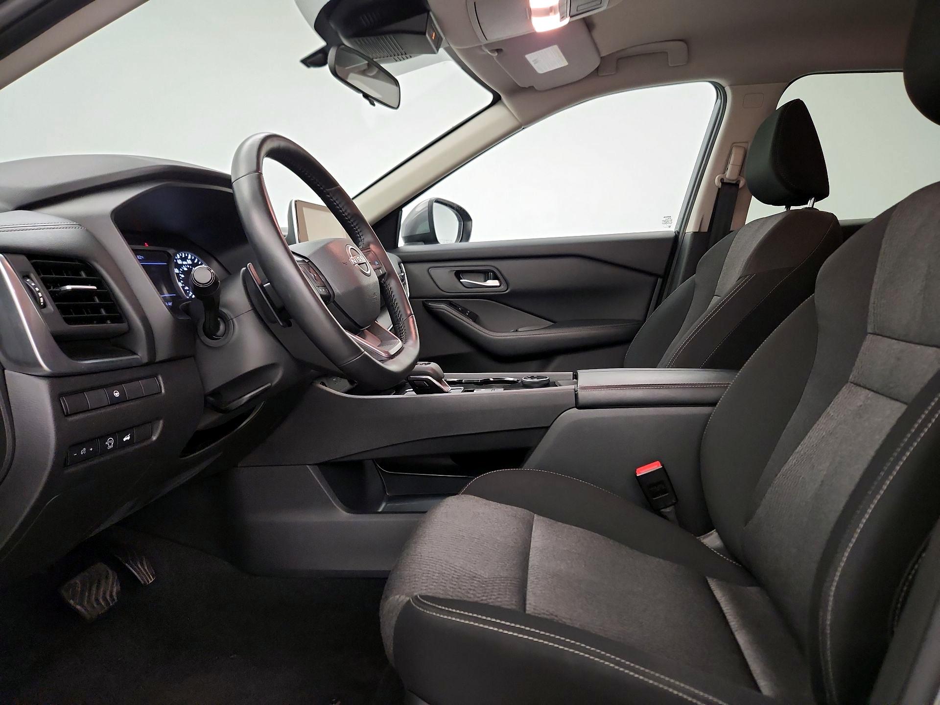 Thumbnail: 2025 Nissan Rogue - 11