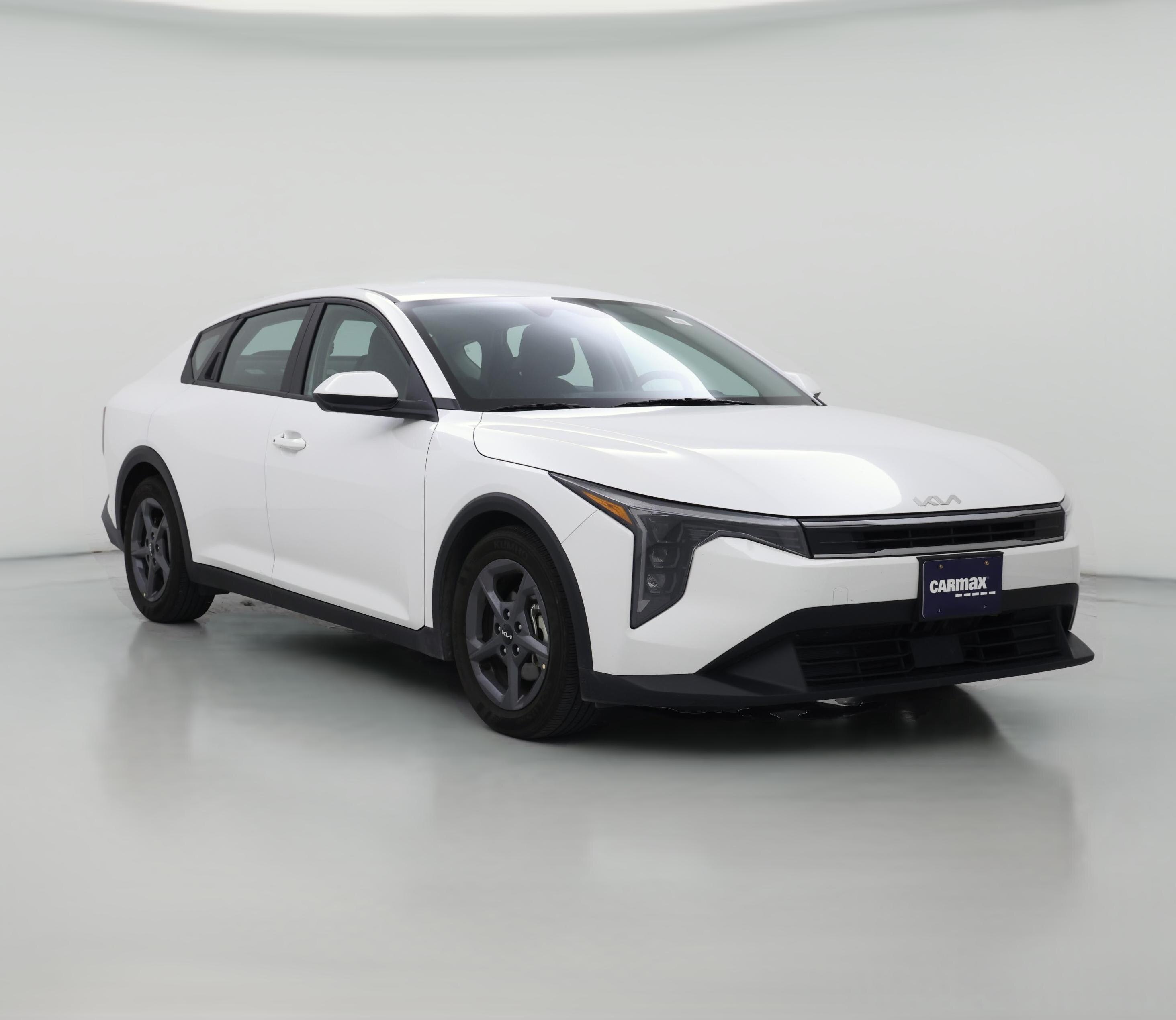 Thumbnail: 2025 Kia K4 - 1