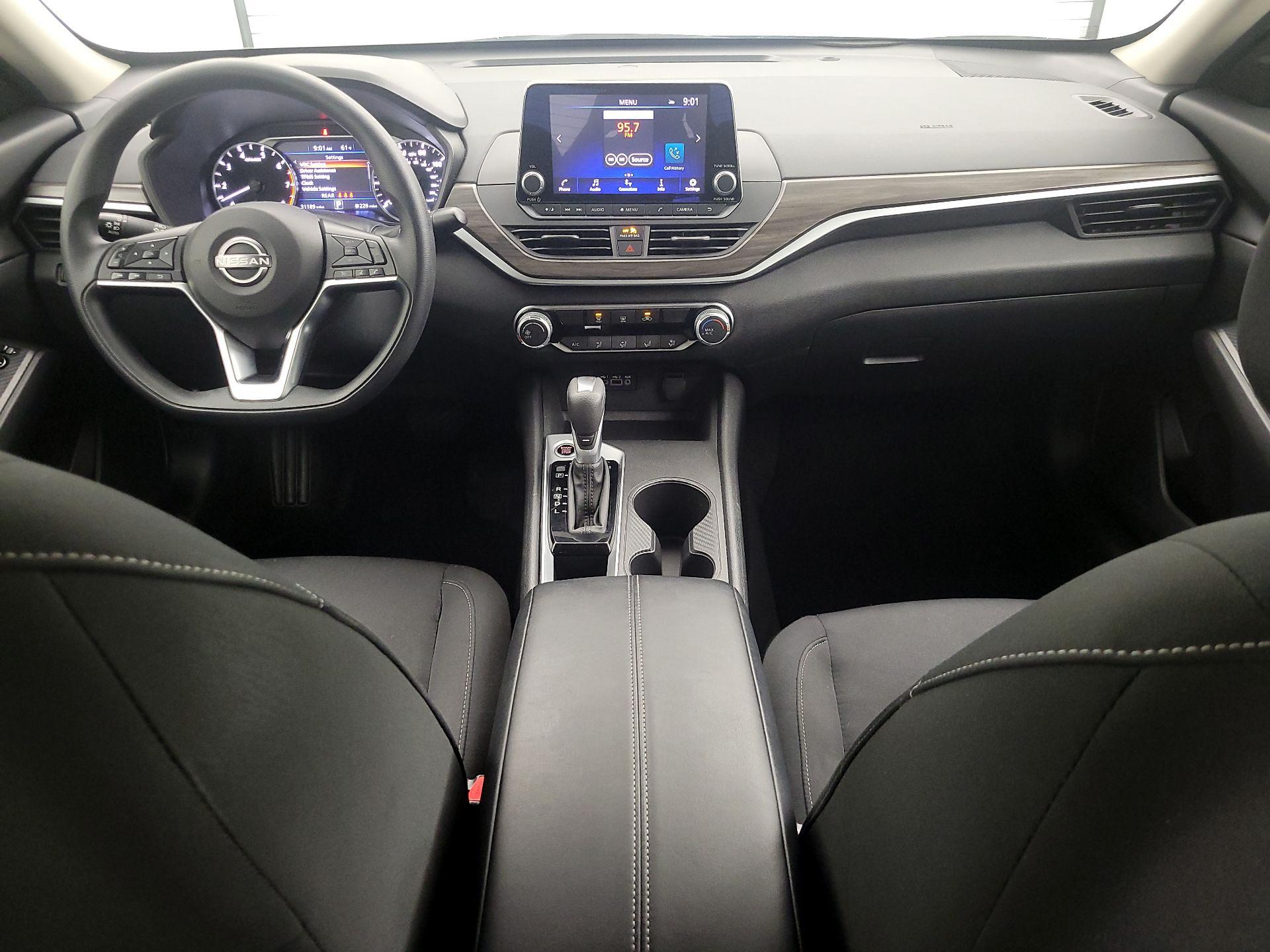 Thumbnail: 2025 Nissan Altima - 9