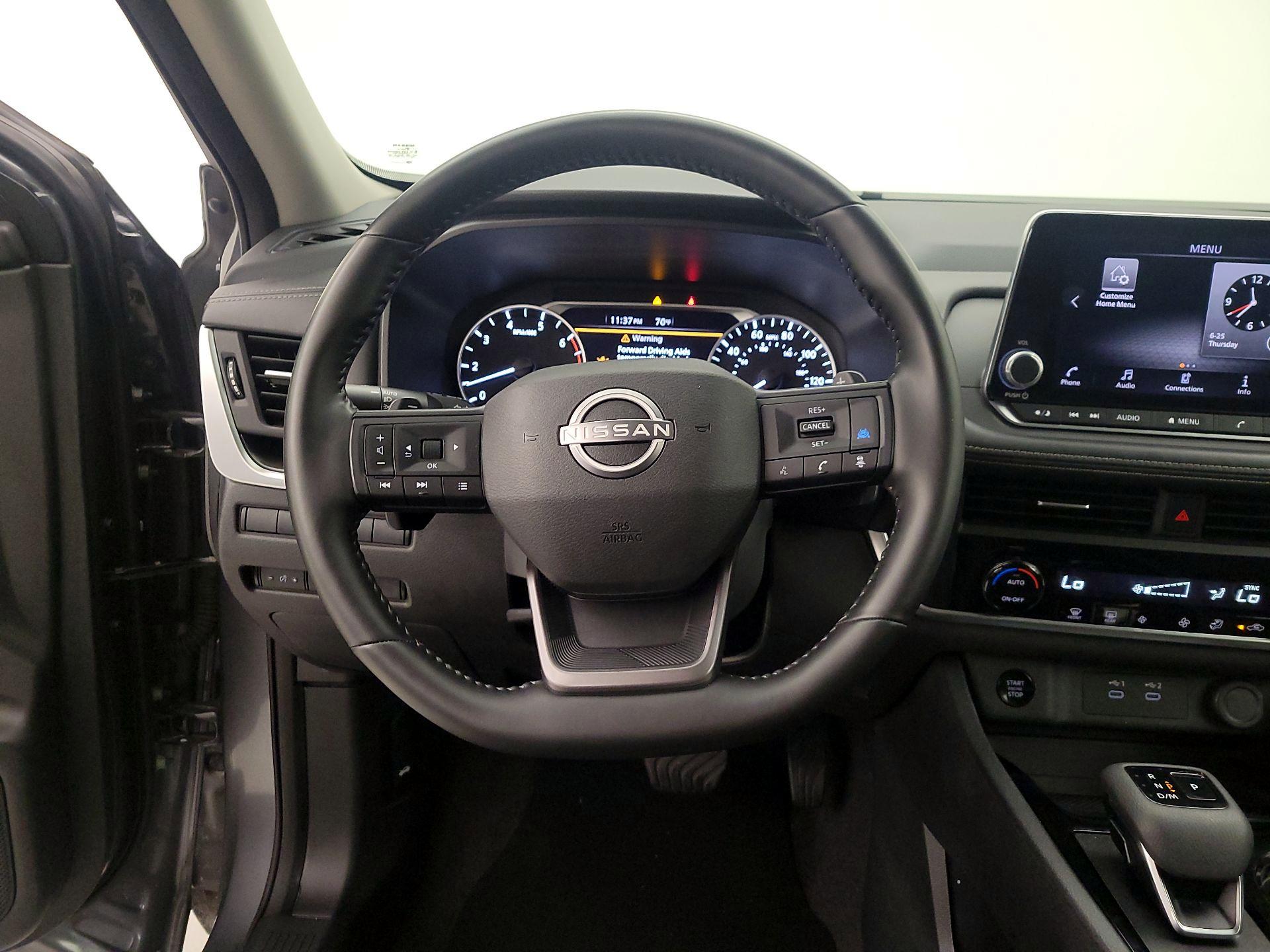 Thumbnail: 2025 Nissan Rogue - 10