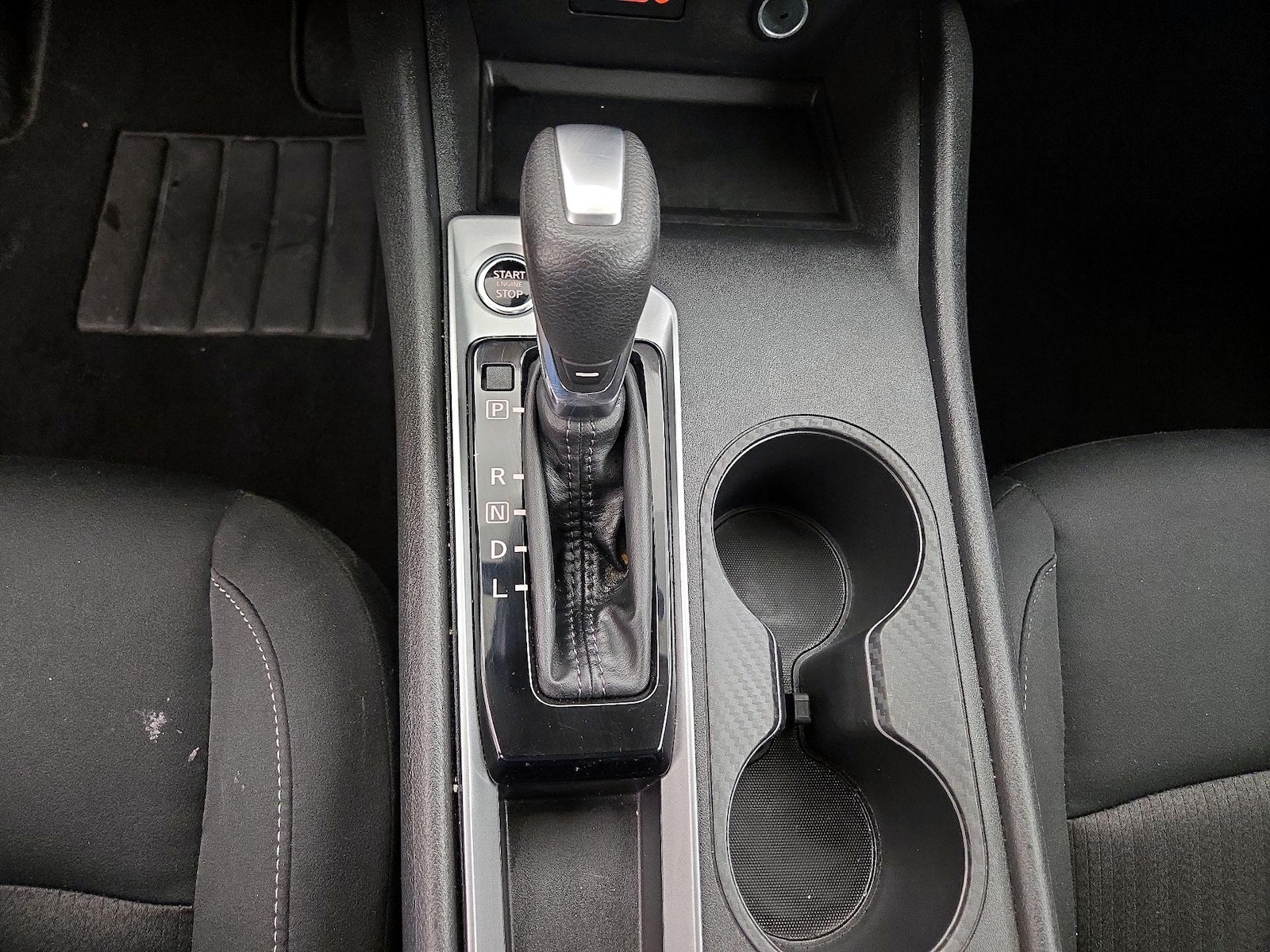 2025 Nissan Altima SV - Photo 18