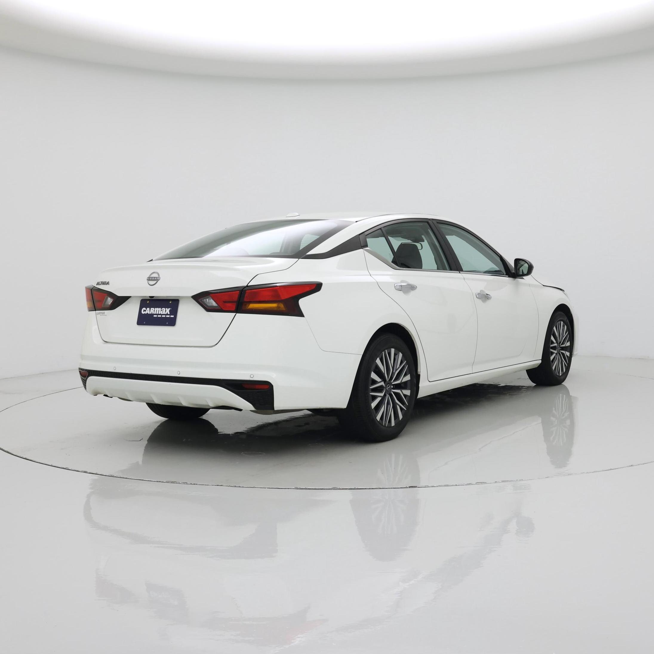 Thumbnail: 2025 Nissan Altima - 8
