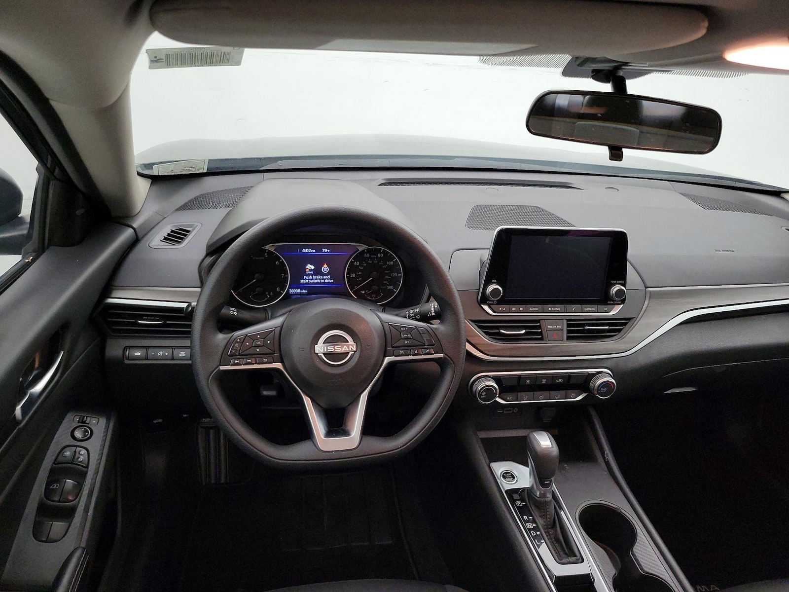 2025 Nissan Altima SV - Photo 11