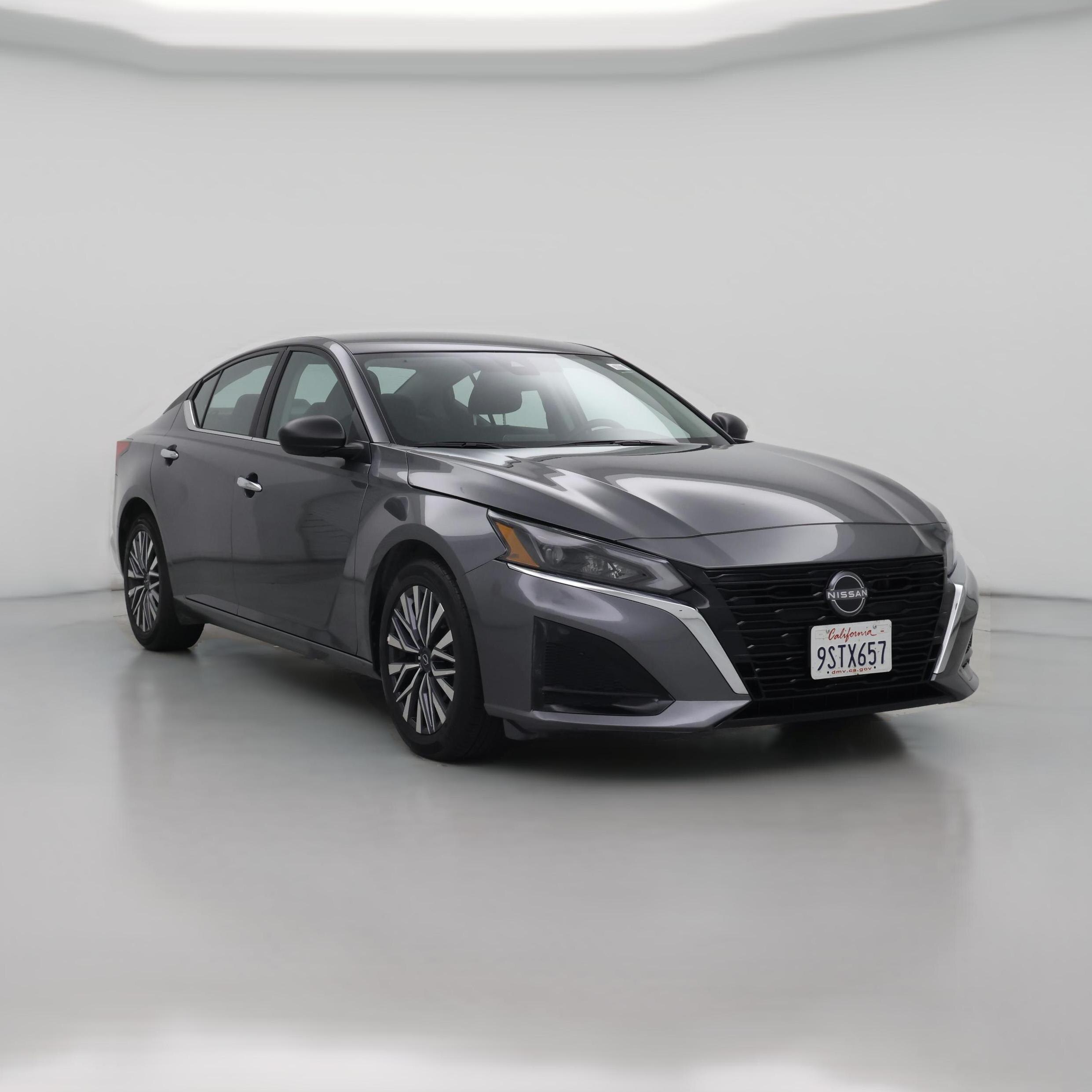 Thumbnail: 2025 Nissan Altima - 1