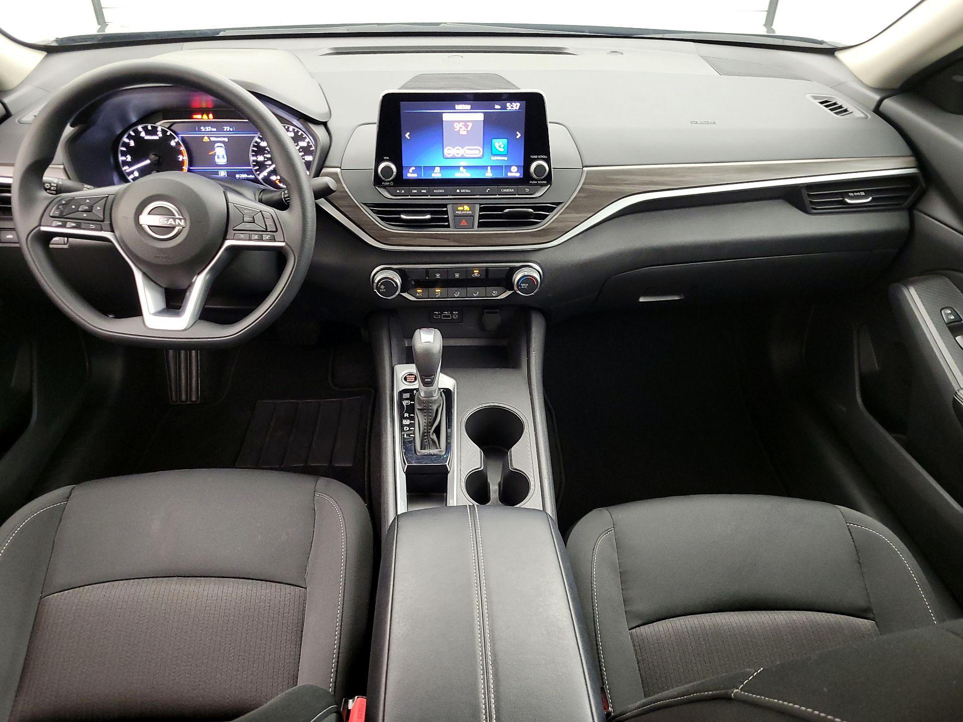 Thumbnail: 2025 Nissan Altima - 9