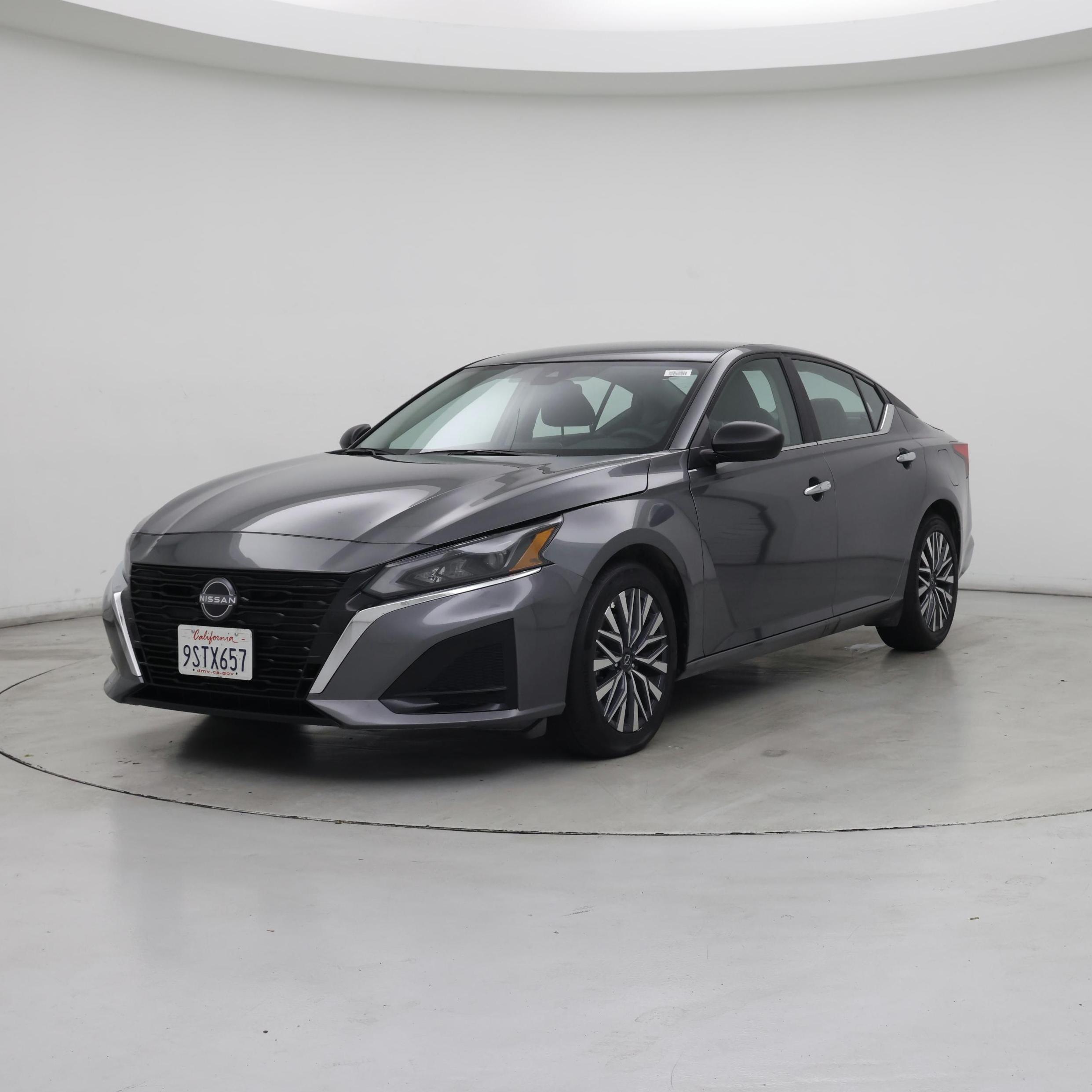 Thumbnail: 2025 Nissan Altima - 4