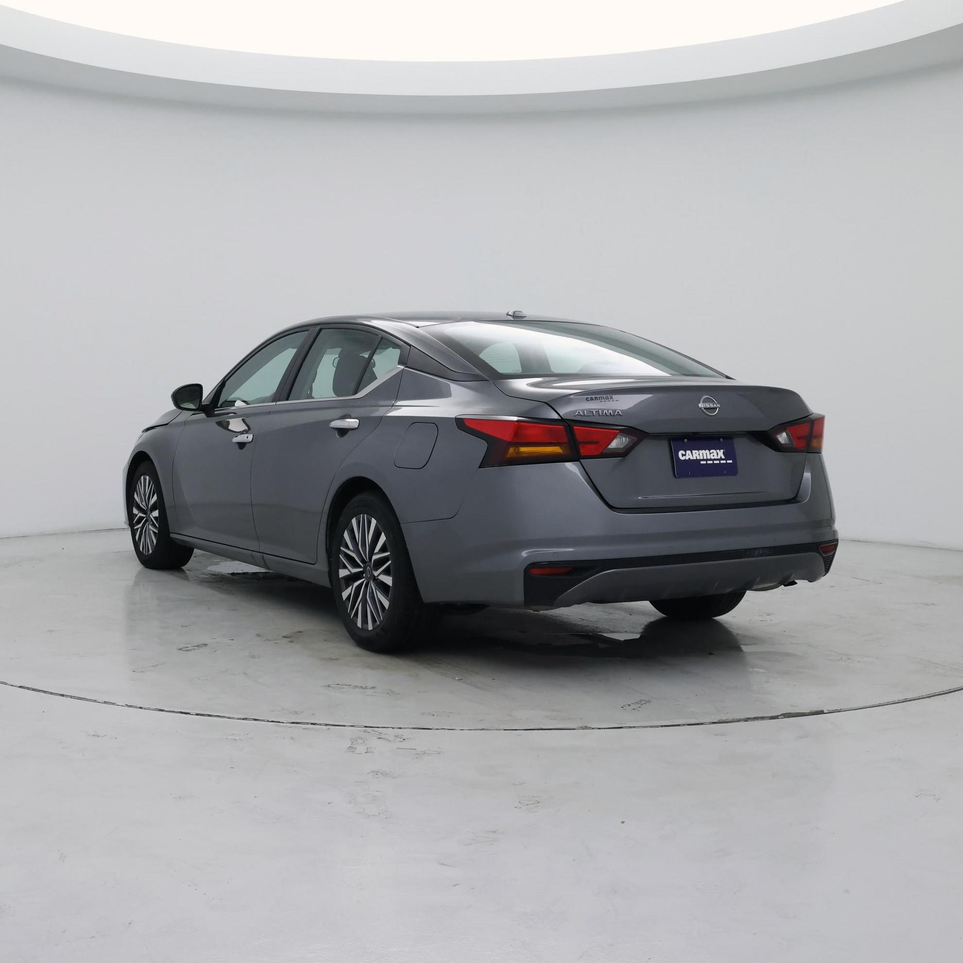 Thumbnail: 2025 Nissan Altima - 2