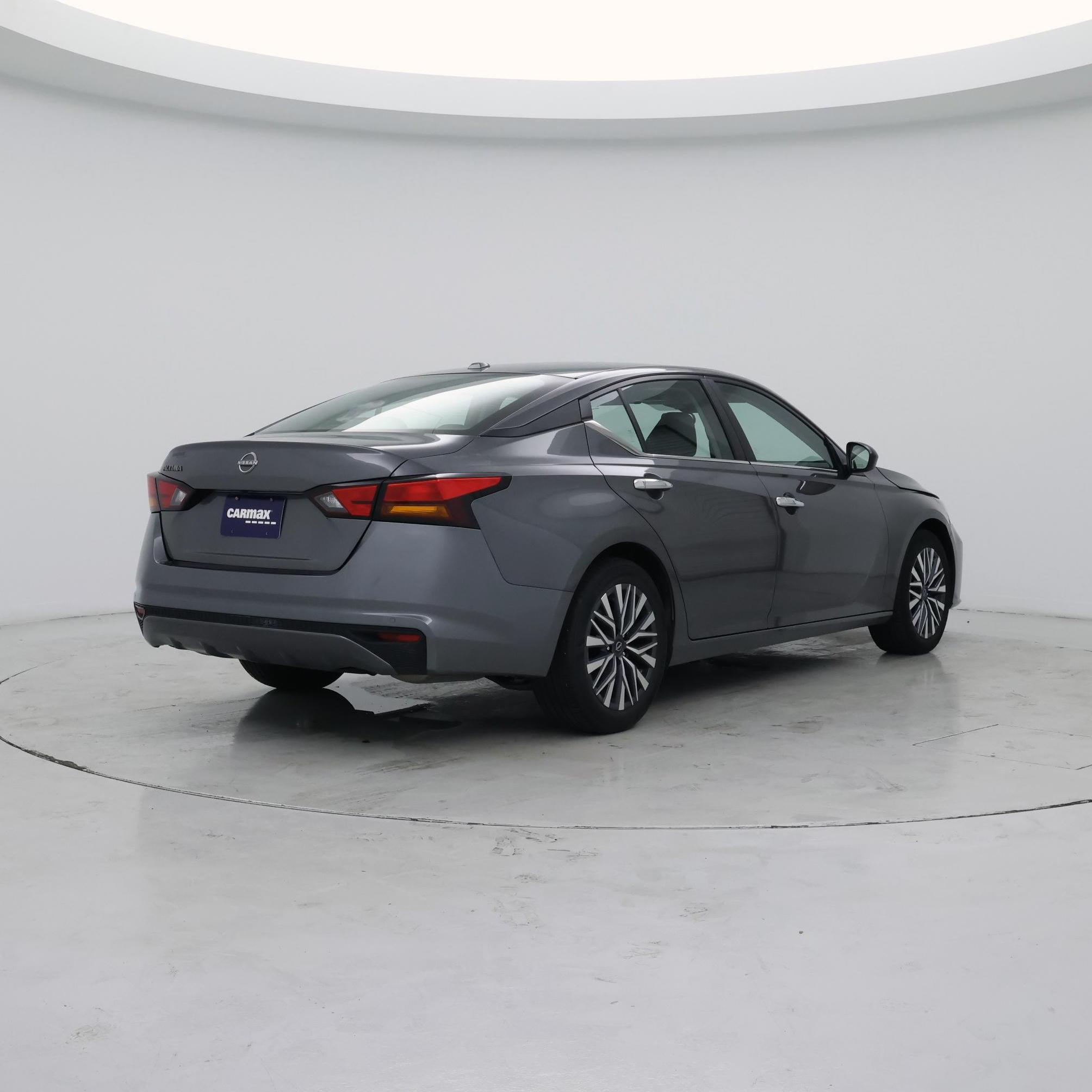 Thumbnail: 2025 Nissan Altima - 8
