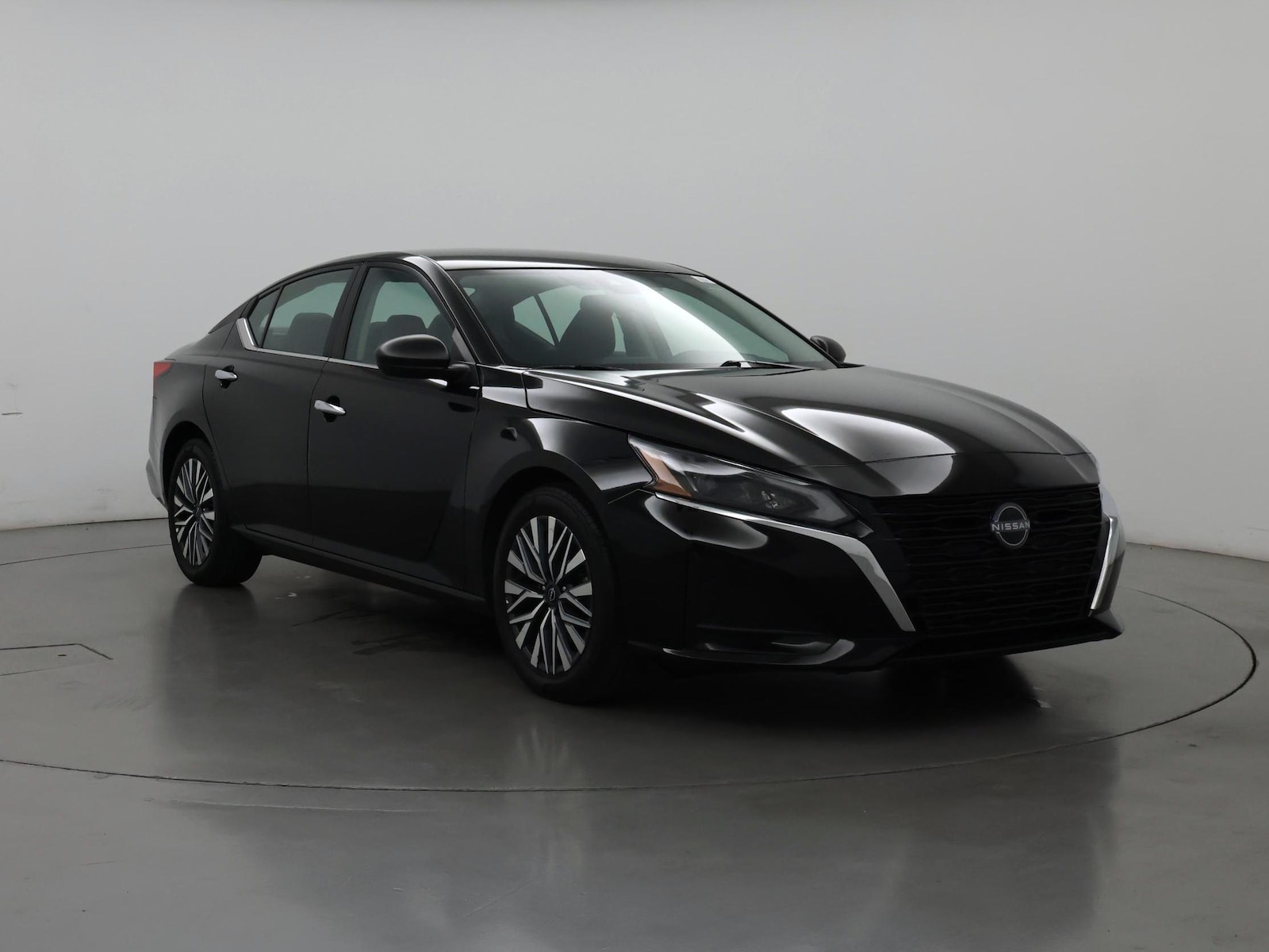2025 Nissan Altima SV - Photo 2