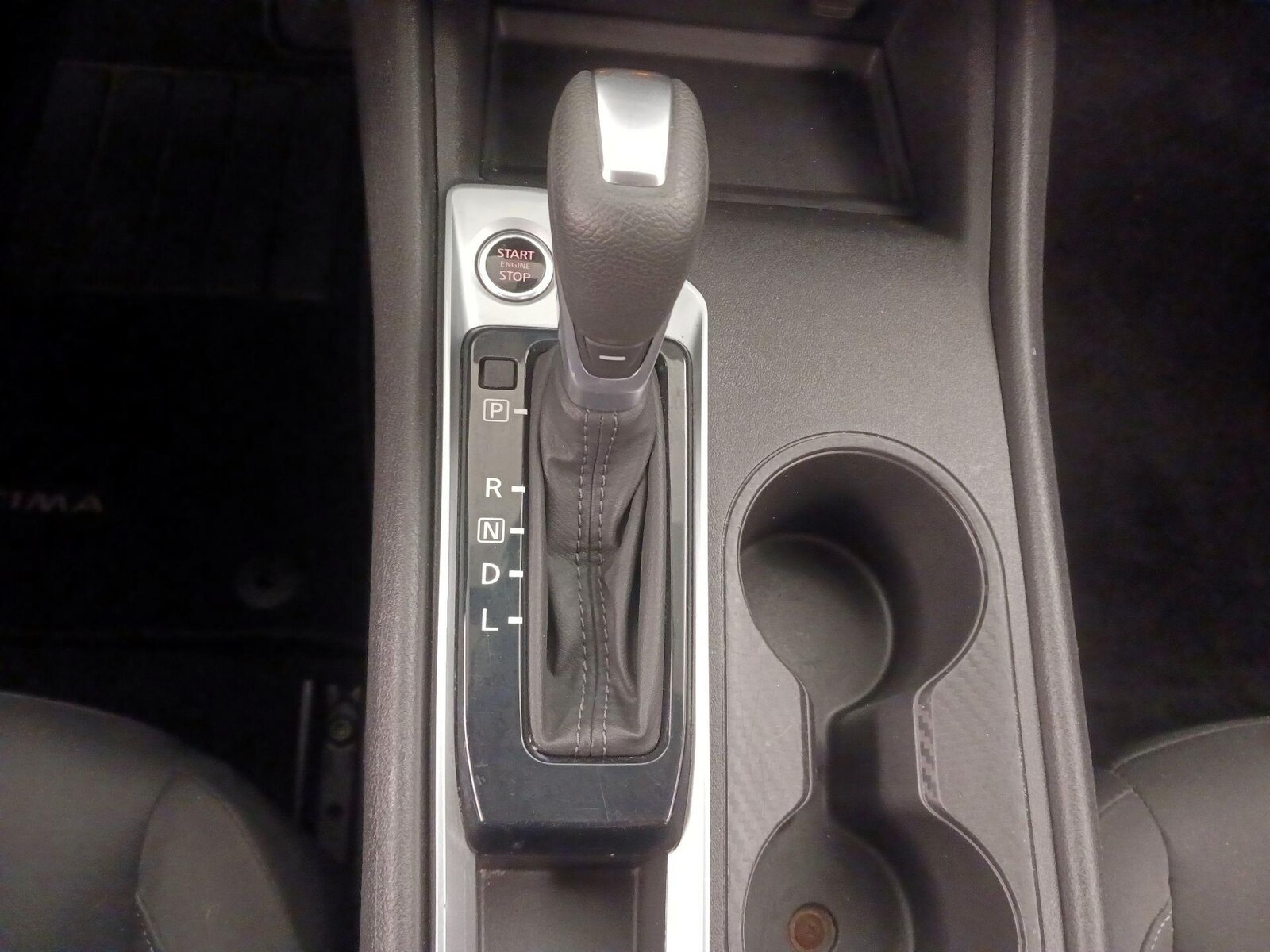 2025 Nissan Altima SV - Photo 18