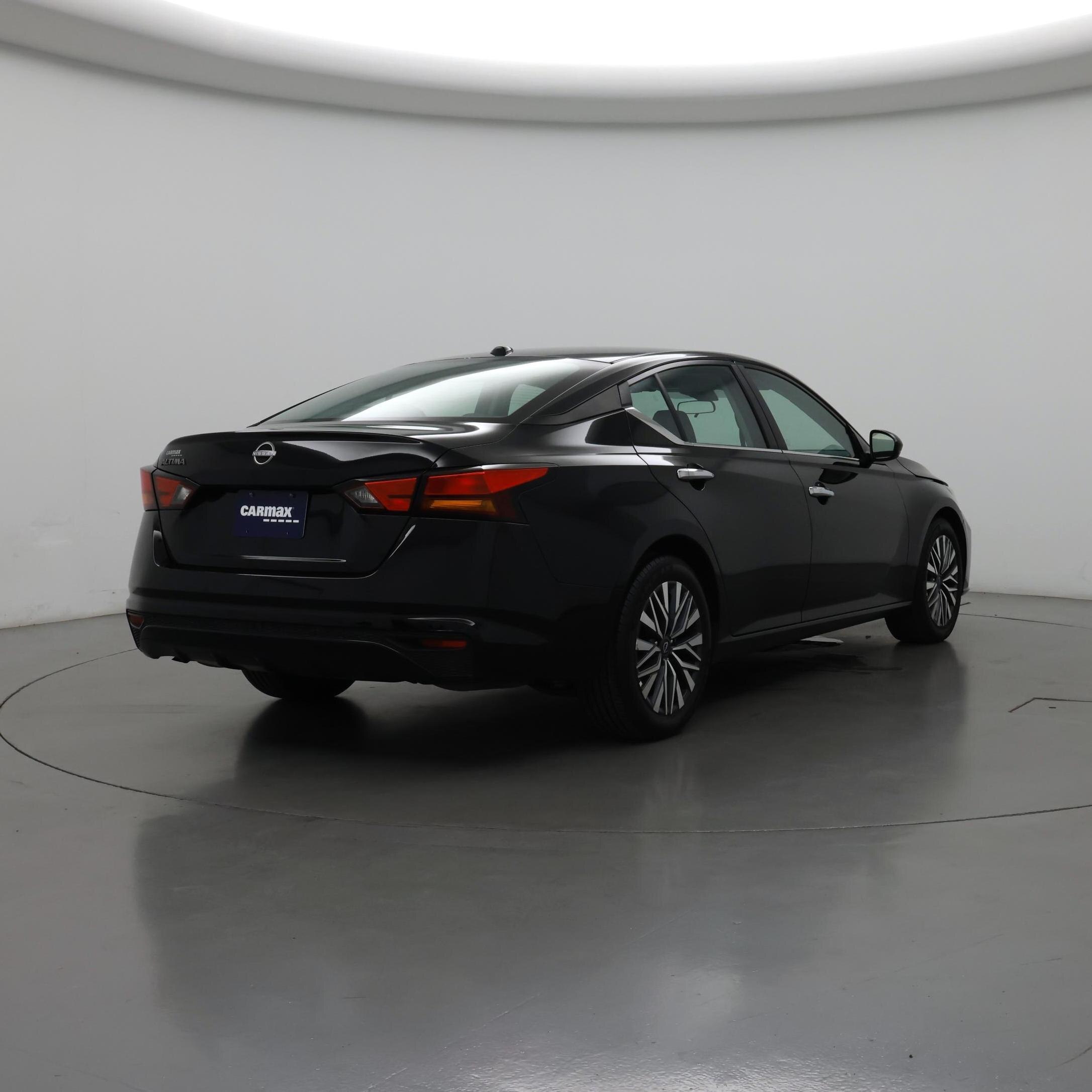 Thumbnail: 2025 Nissan Altima - 8