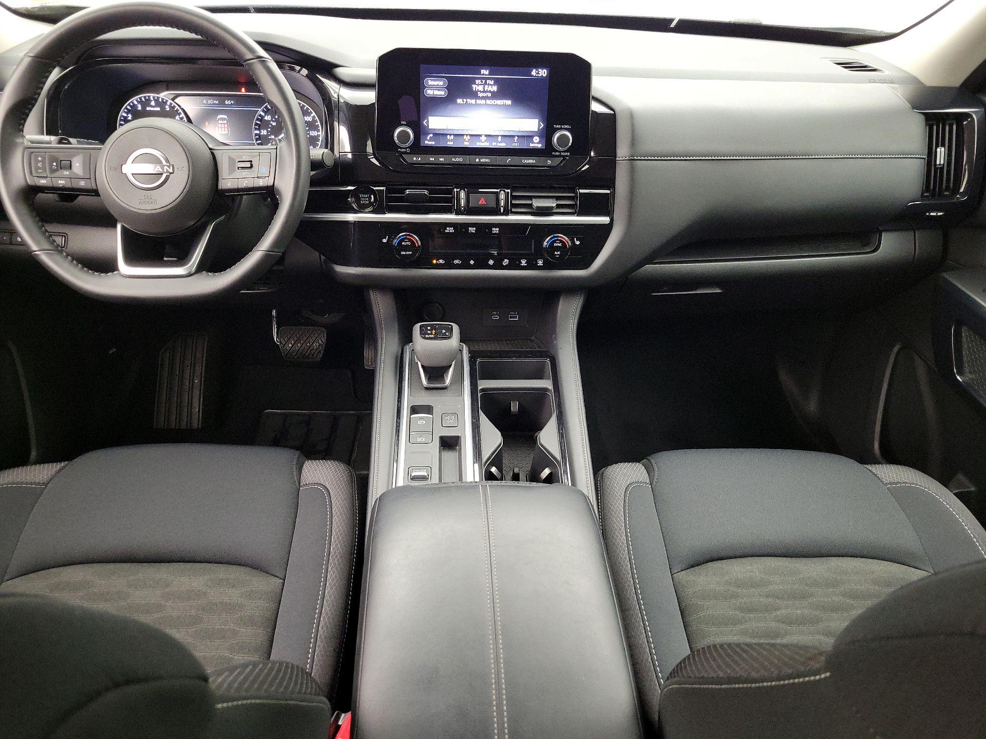 Thumbnail: 2025 Nissan Pathfinder - 9