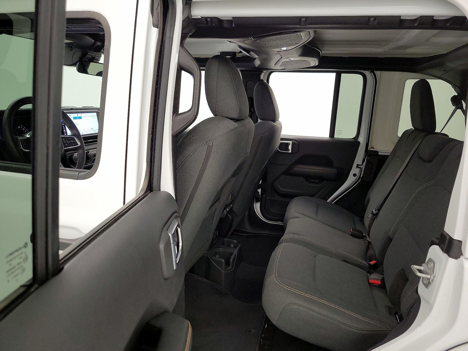 2025 Jeep Wrangler 4-Door Sahara - Photo 20