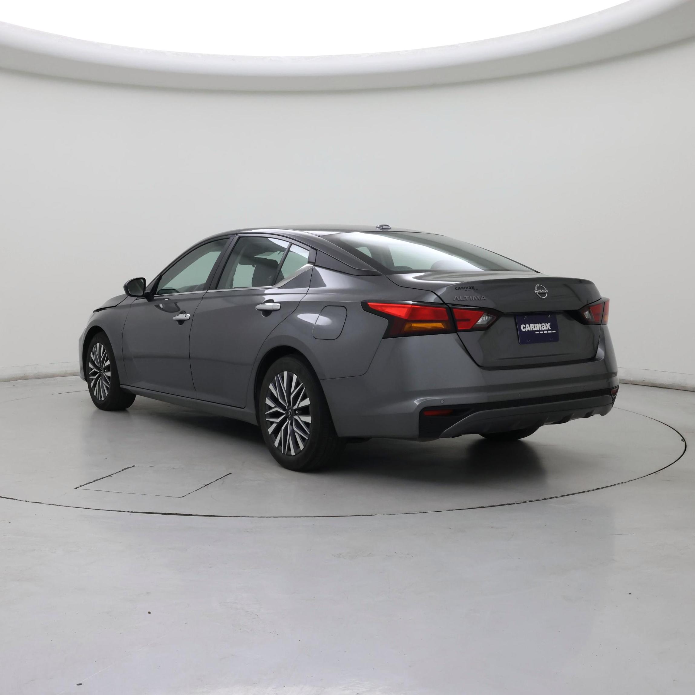 Thumbnail: 2025 Nissan Altima - 2