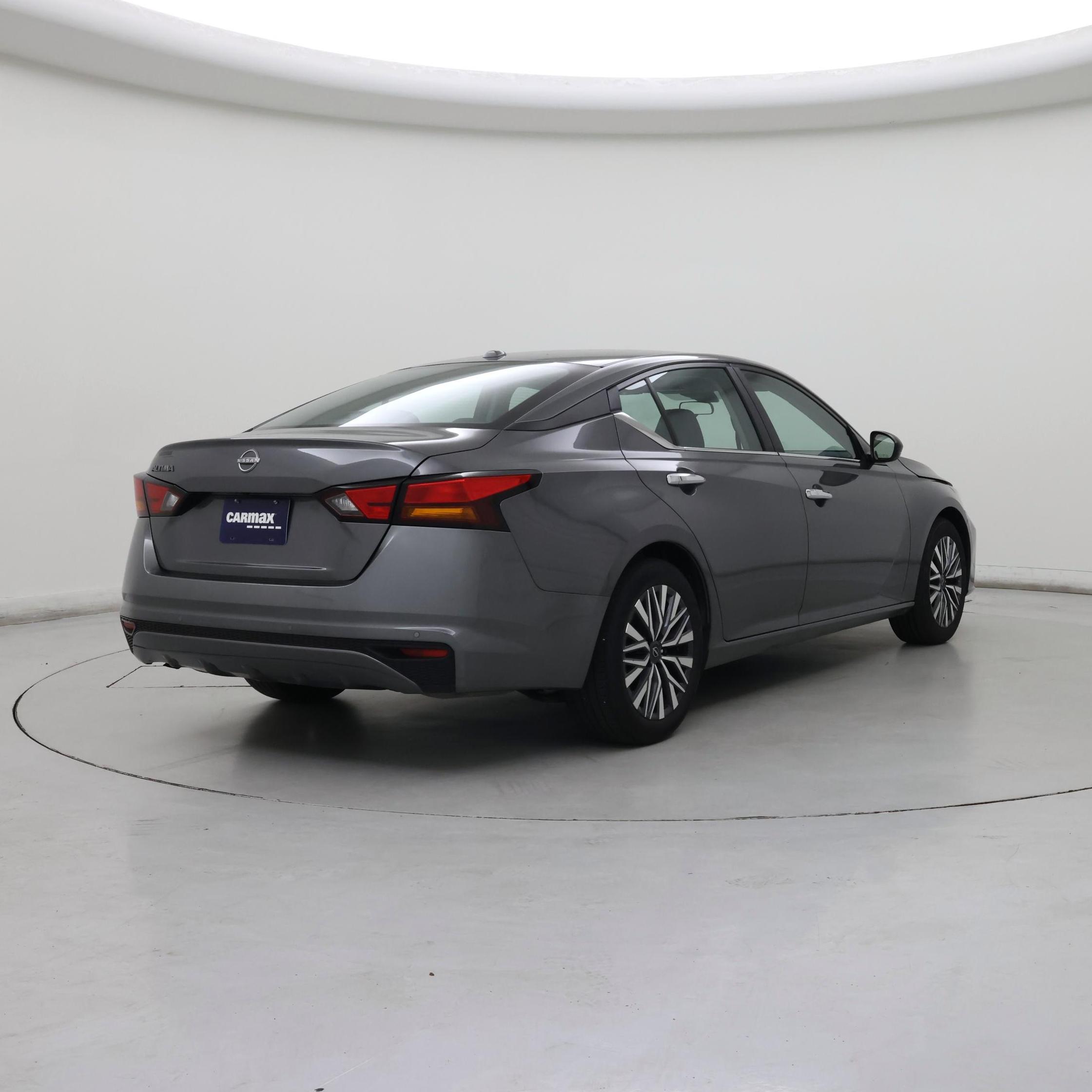 Thumbnail: 2025 Nissan Altima - 8