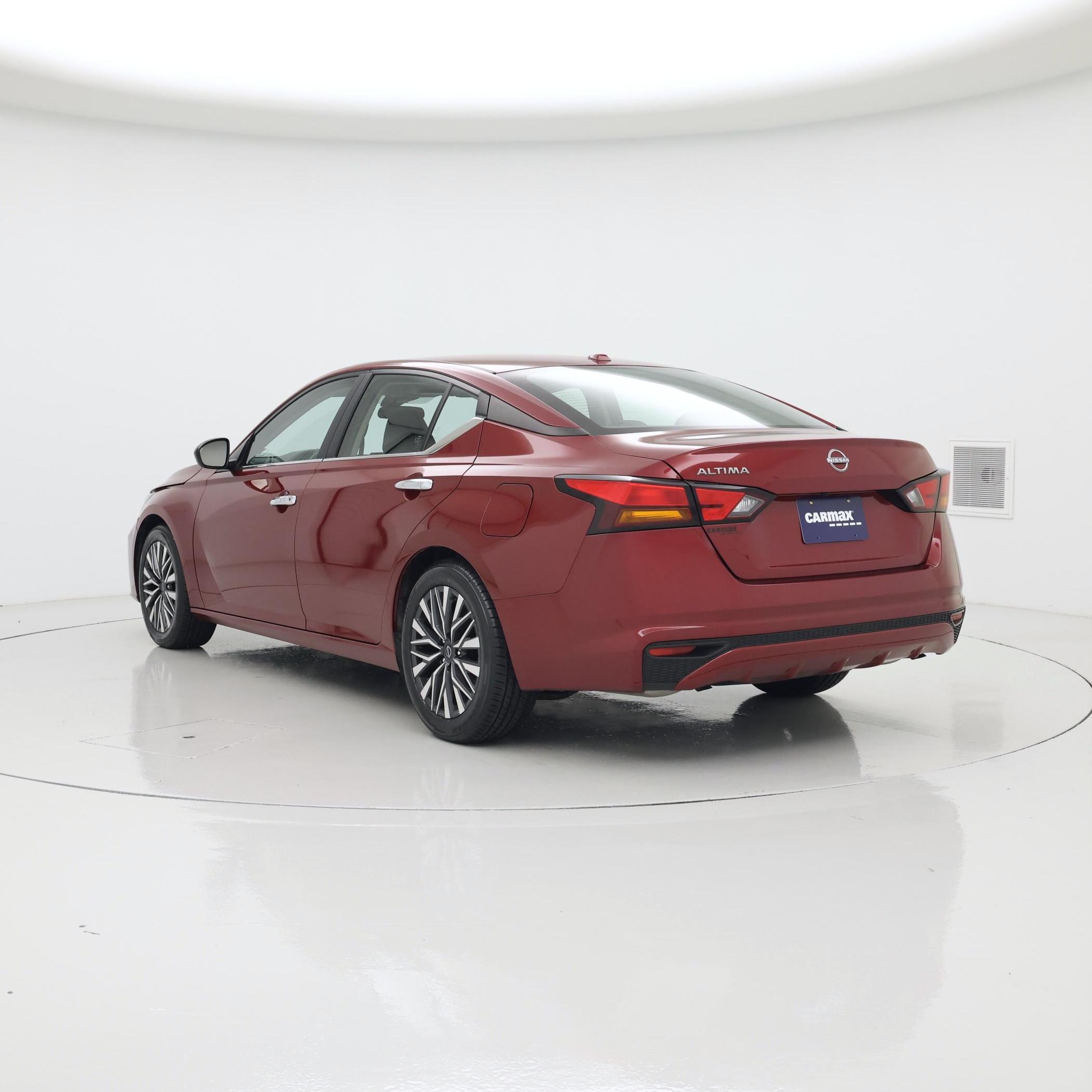 Thumbnail: 2025 Nissan Altima - 2
