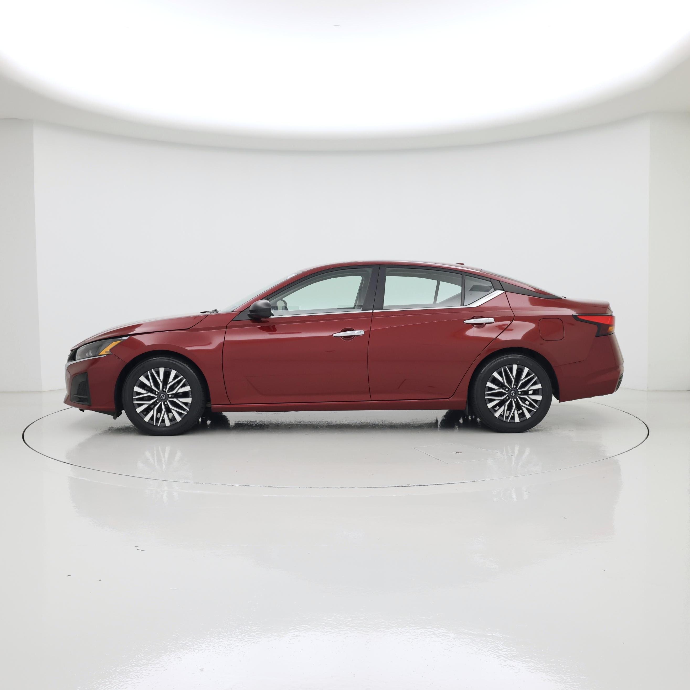 Thumbnail: 2025 Nissan Altima - 3