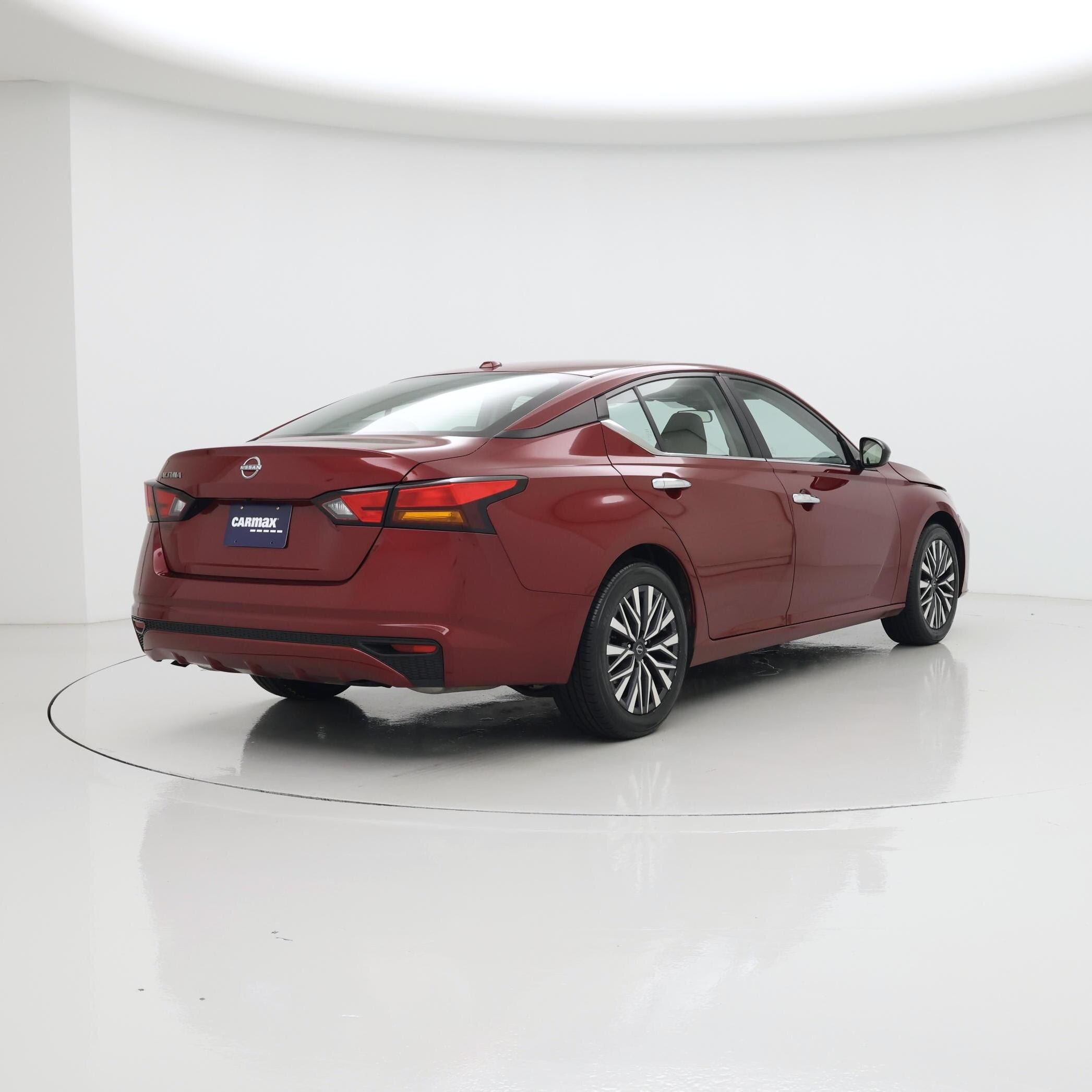 Thumbnail: 2025 Nissan Altima - 8