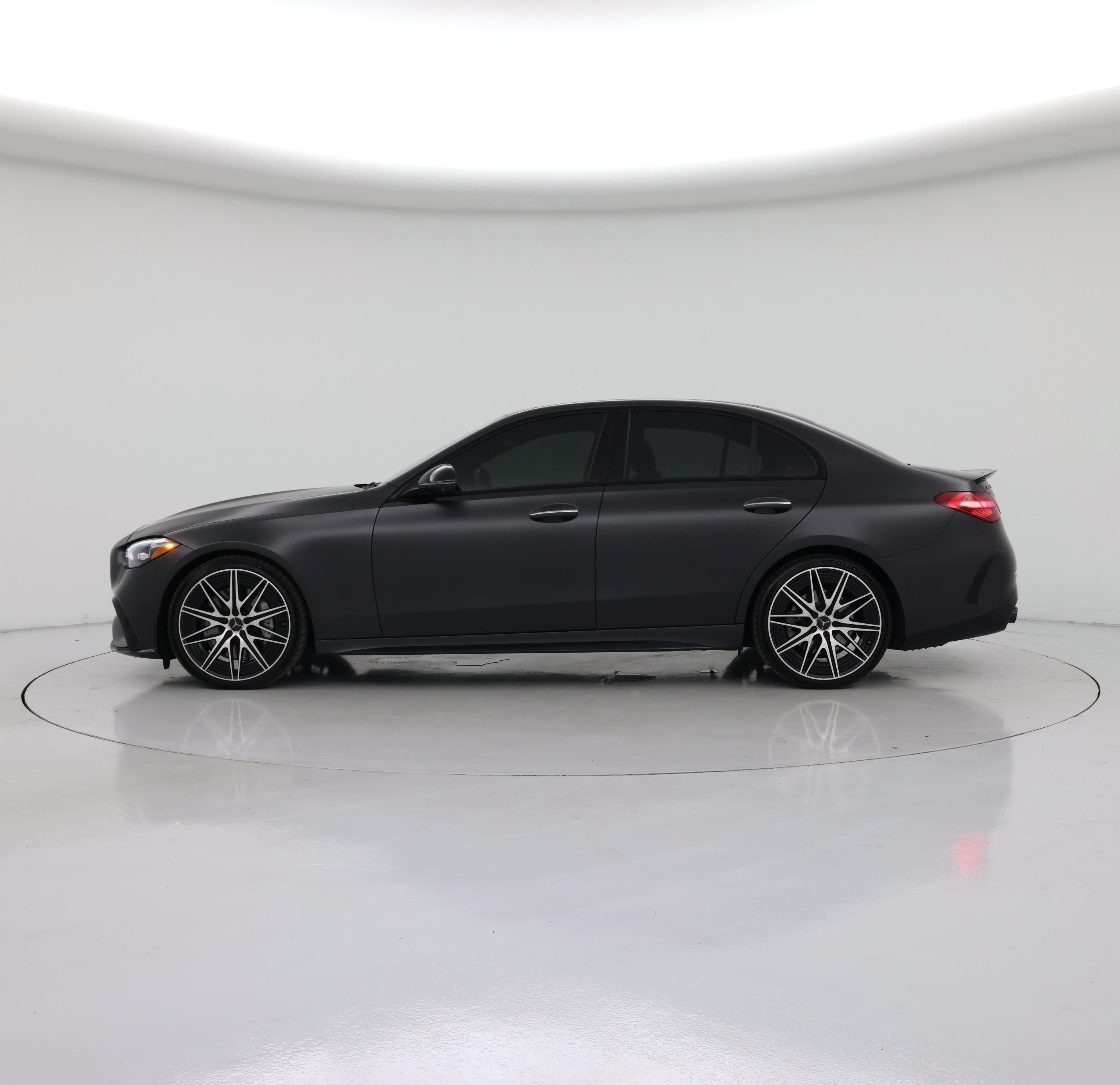 Thumbnail: 2024 Mercedes-Benz C-Class - 3