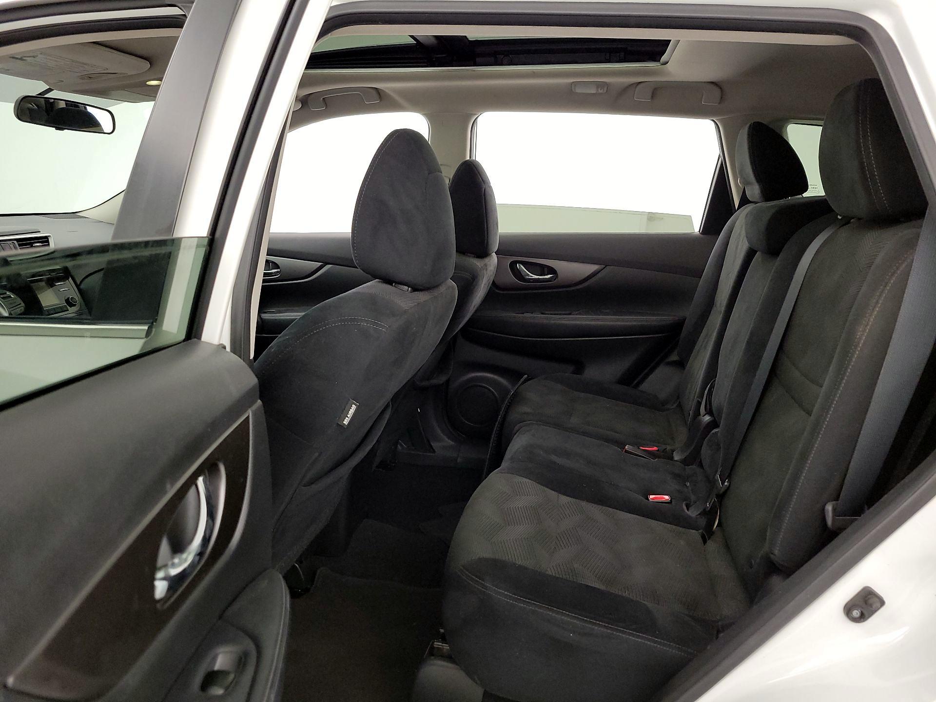Thumbnail: 2015 Nissan Rogue - 20