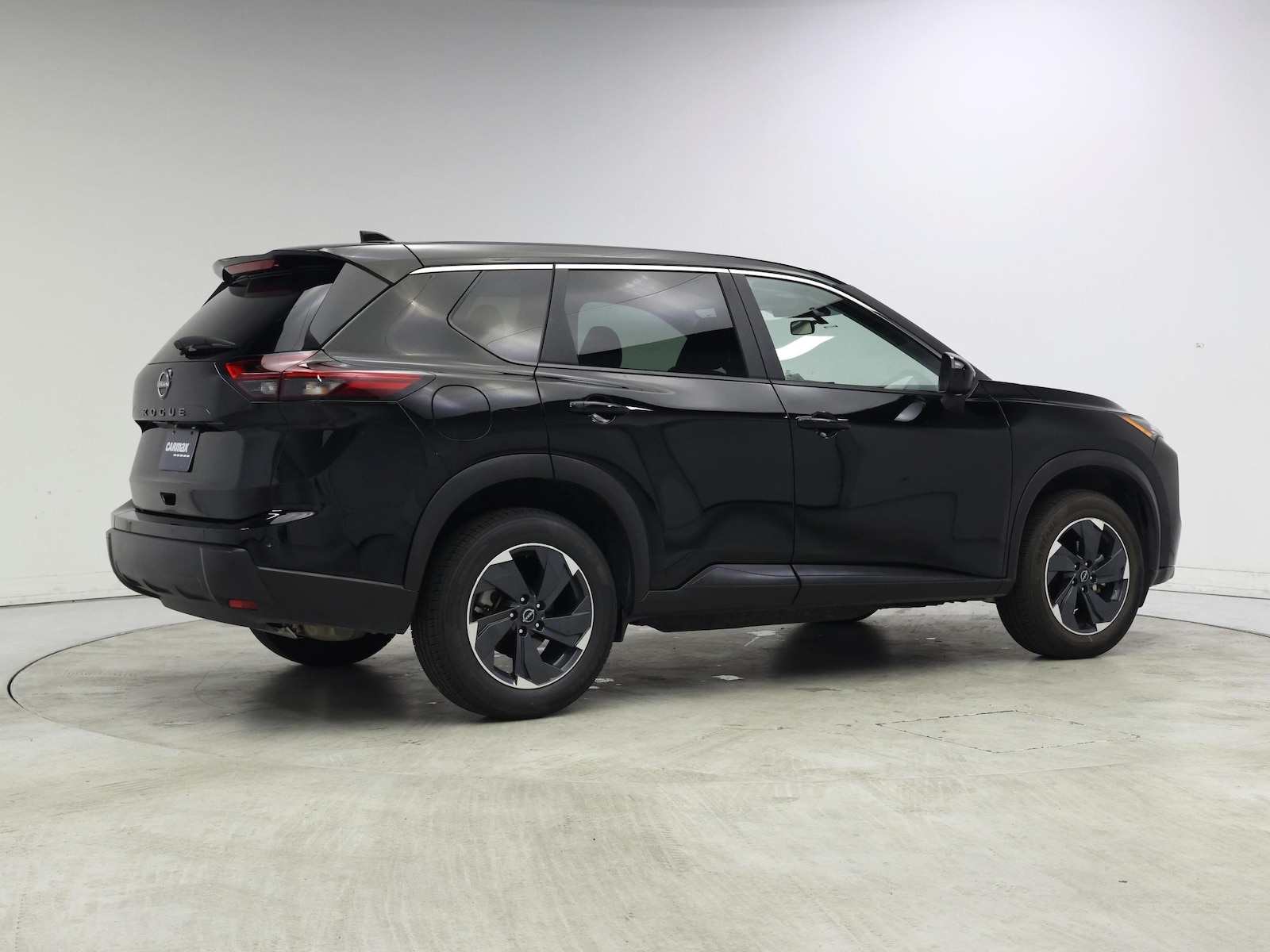 2025 Nissan Rogue SV - Photo 9
