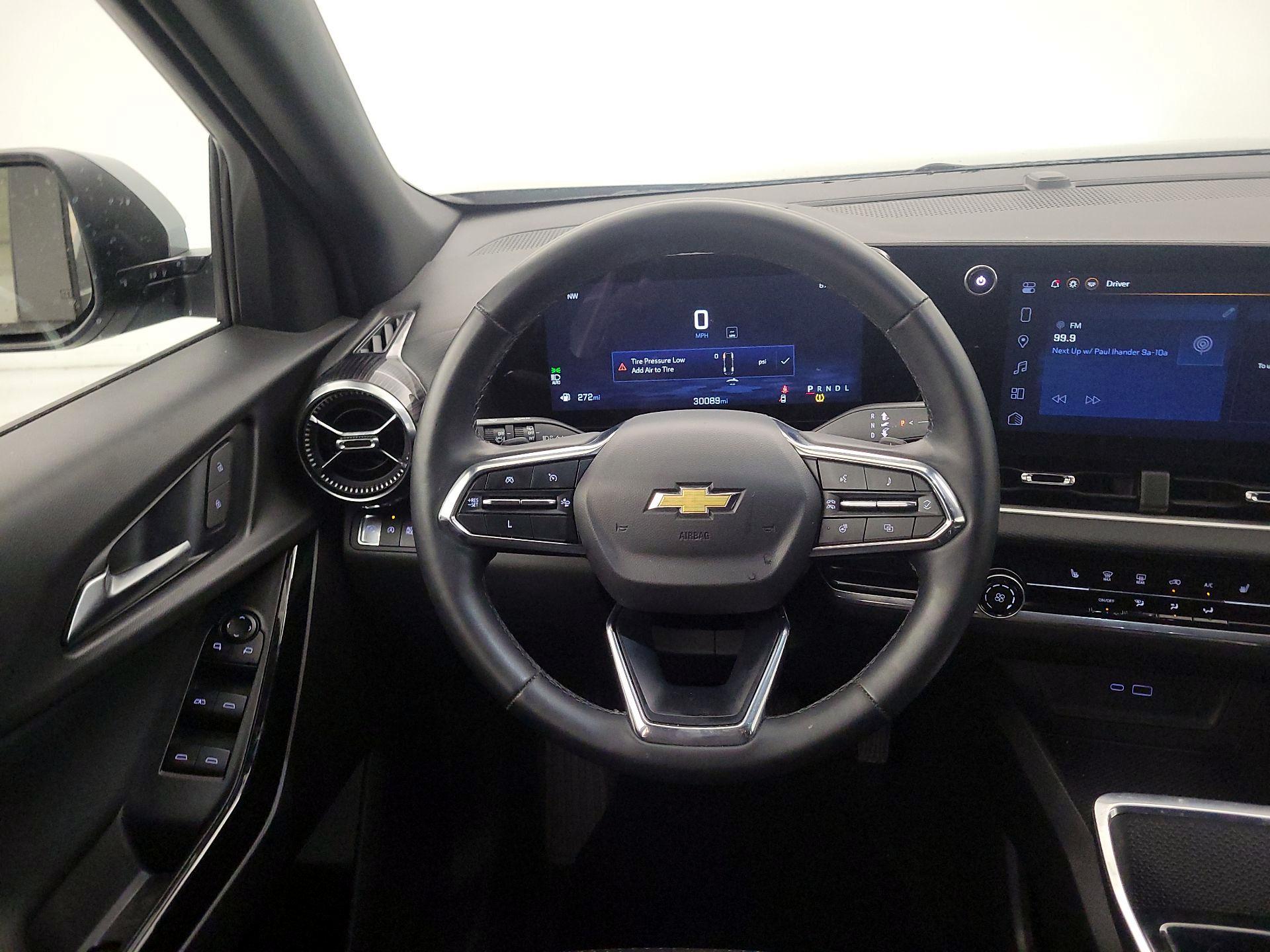 Thumbnail: 2025 Chevrolet Equinox - 10