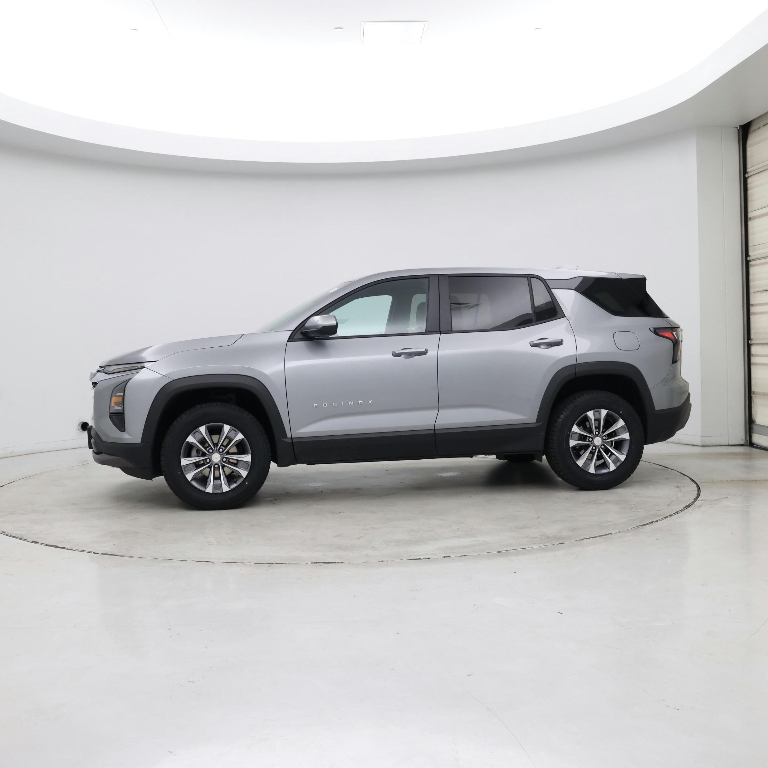 Thumbnail: 2025 Chevrolet Equinox - 2