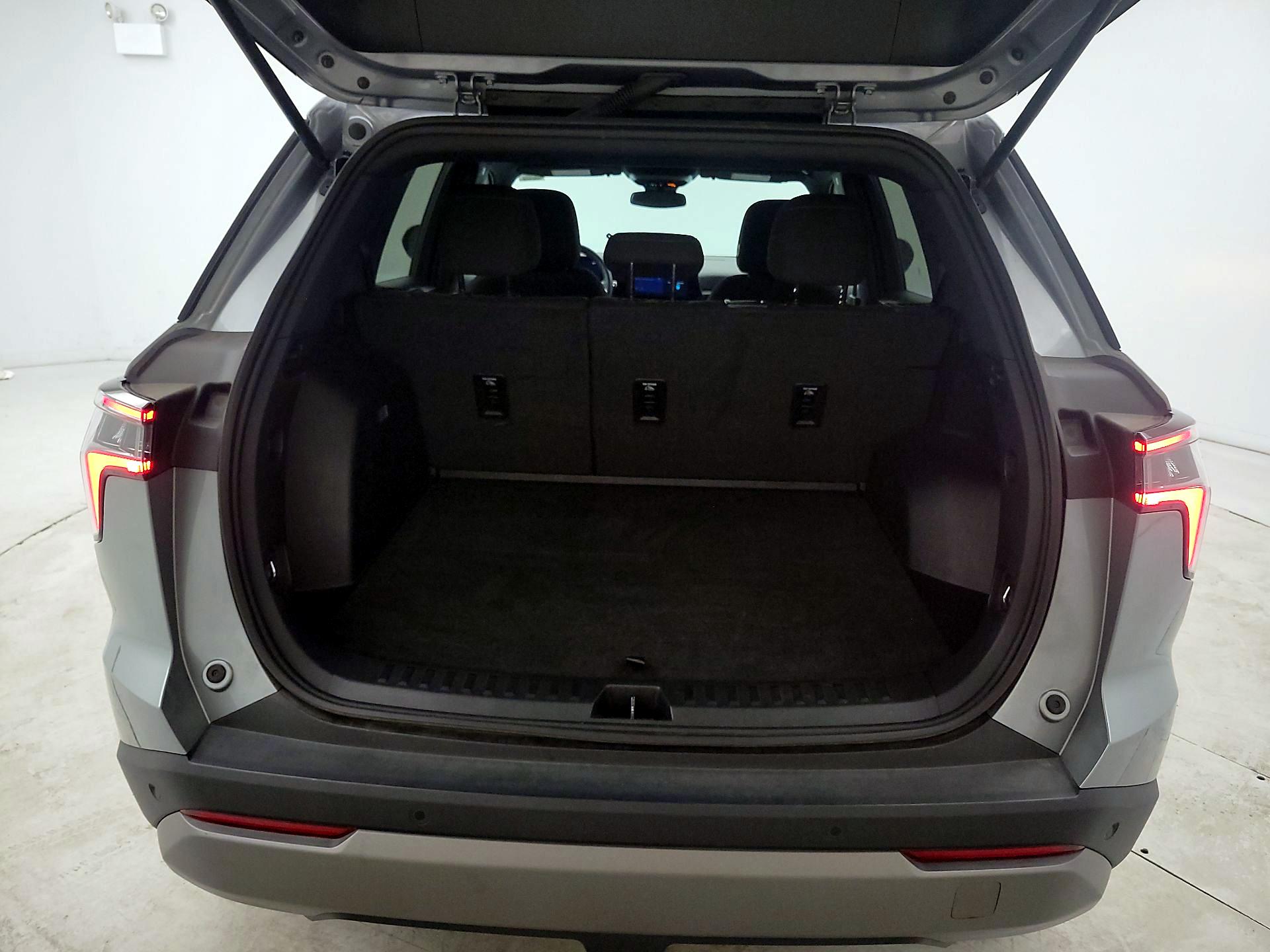 Thumbnail: 2025 Chevrolet Equinox - 20