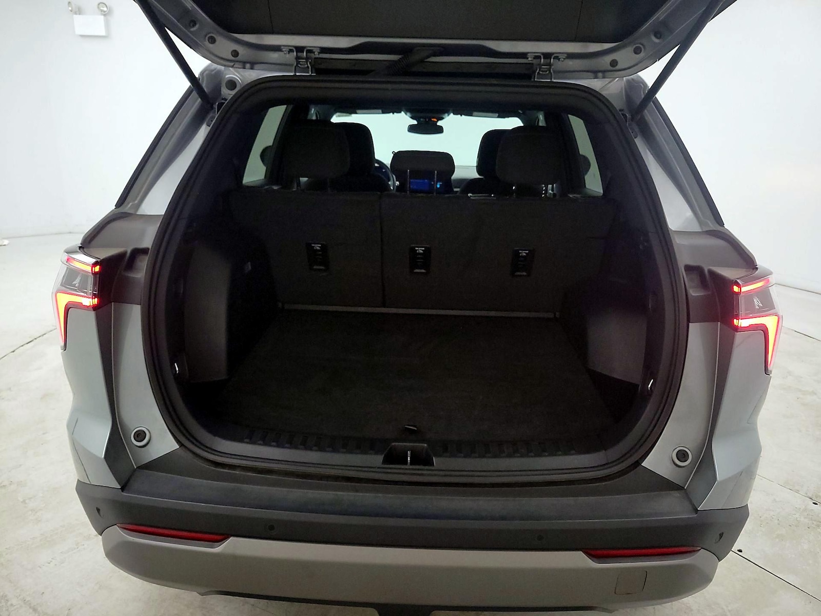 2025 Chevrolet Equinox LT - Photo 21