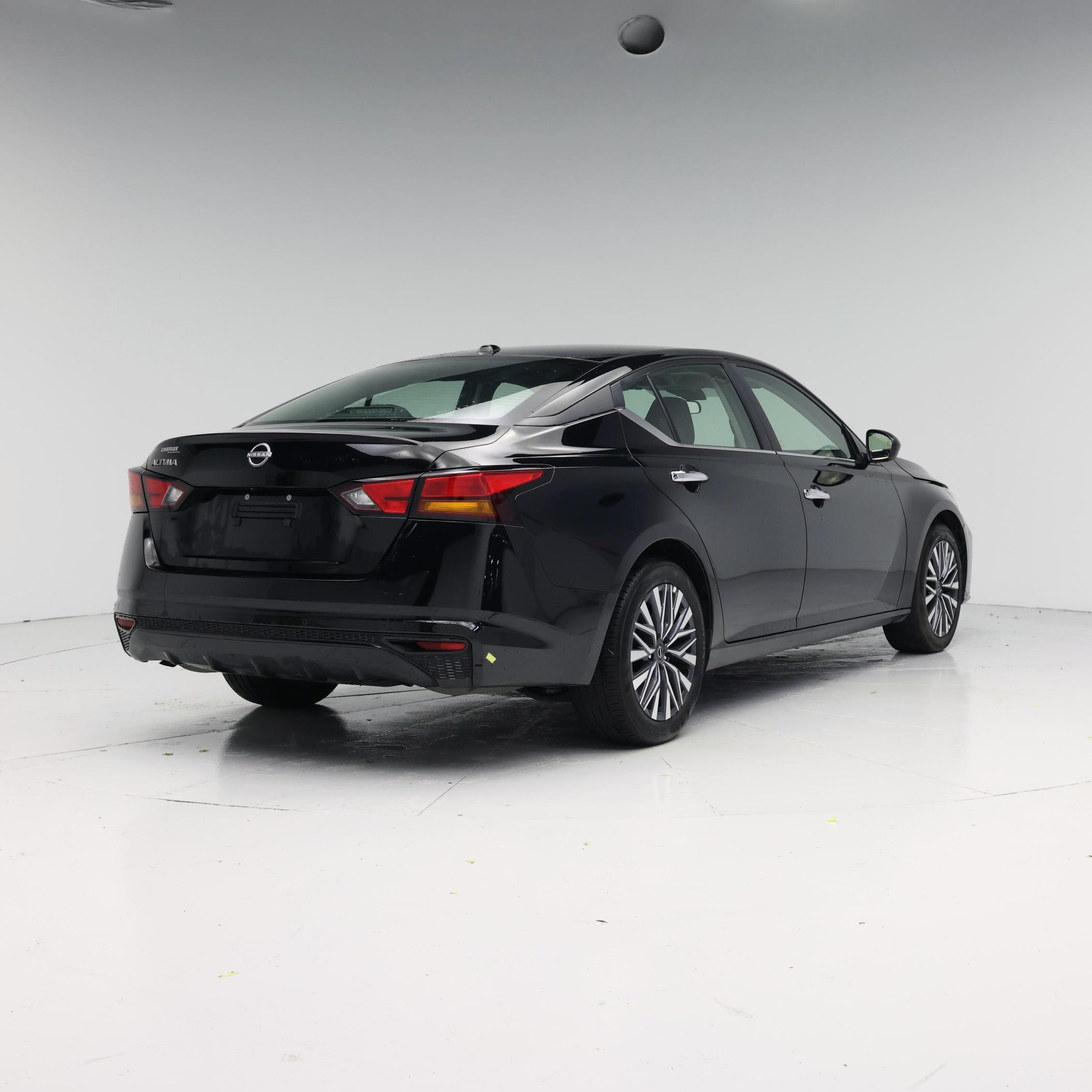 Thumbnail: 2025 Nissan Altima - 8